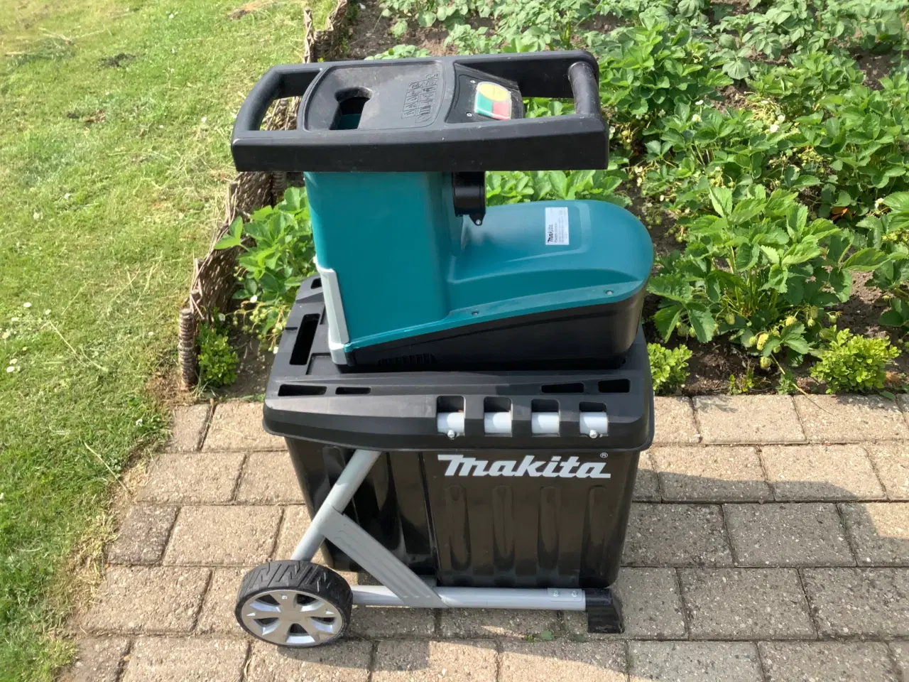 Billede 2 - Makita kompostkværn UD2500