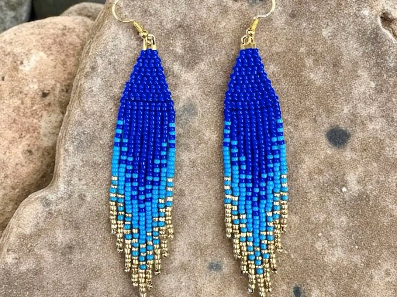 Billede 1 - Grønlandske øreringe, håndlavede 