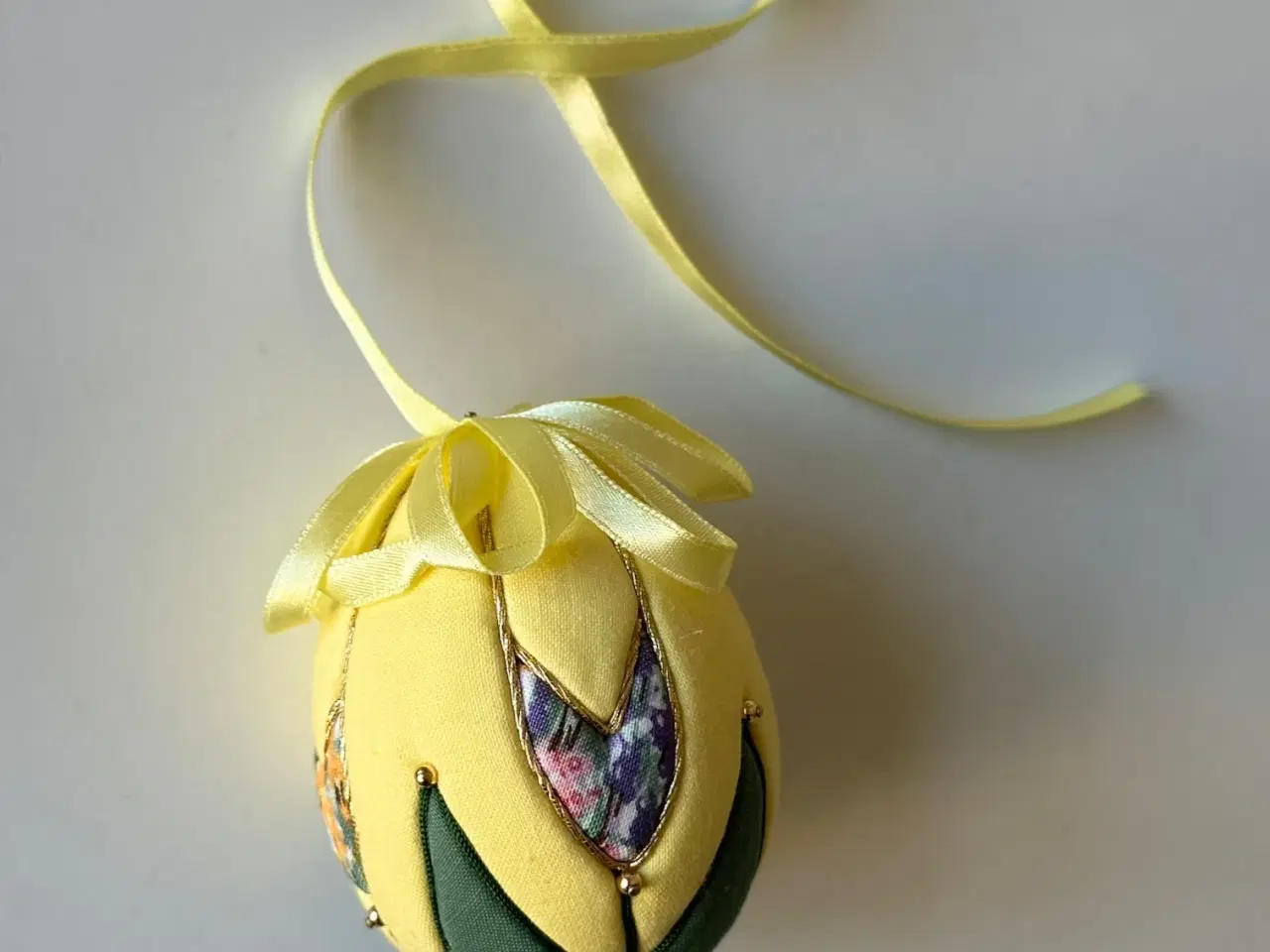 Billede 2 - Mellem påskeæg, grøn og gul