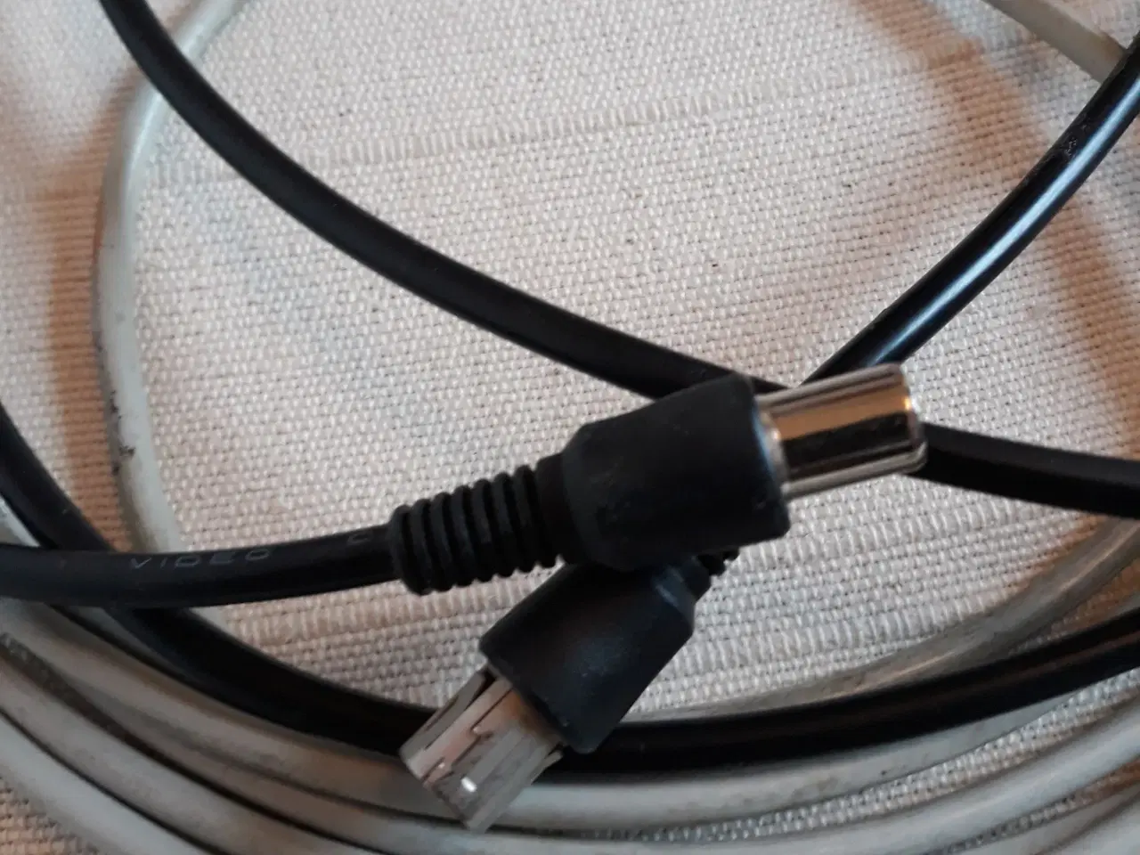 Billede 3 - Antennekabel med tilslutnings-kabel