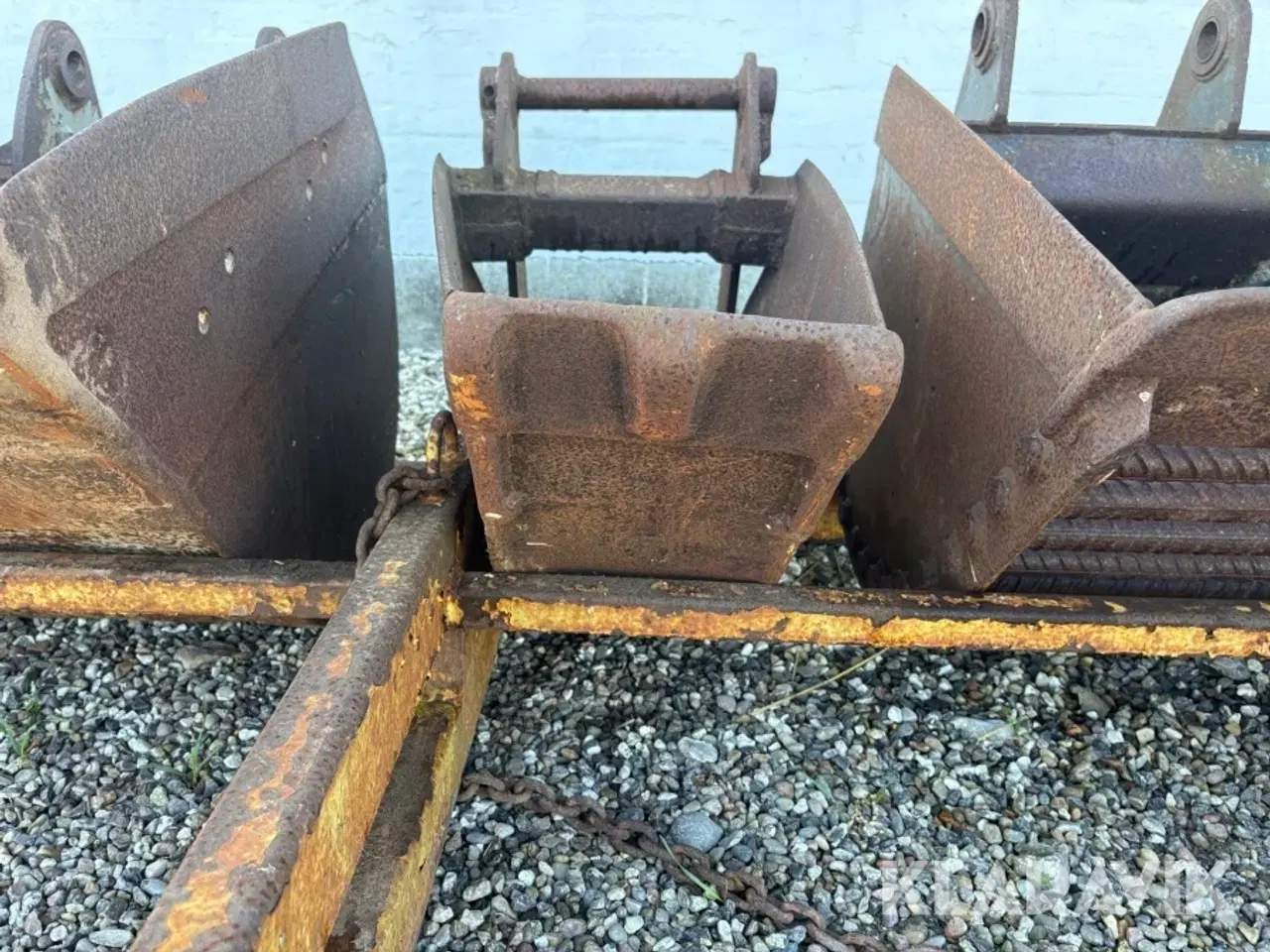 Billede 12 - Skovle + stativ beco skifte / Hydrema