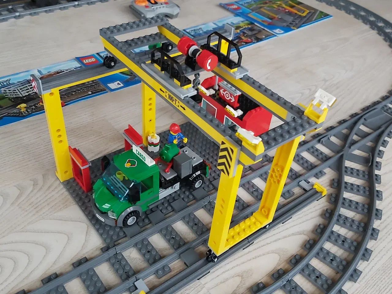 Billede 4 - Lego City godstog sæt 60052