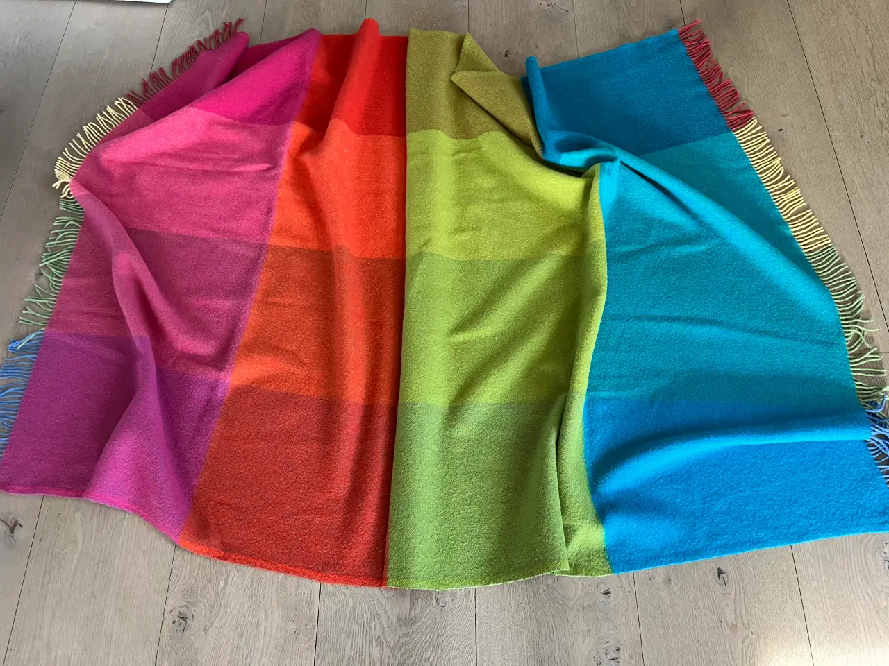 Billede 1 - Plaid i 100% uld. 