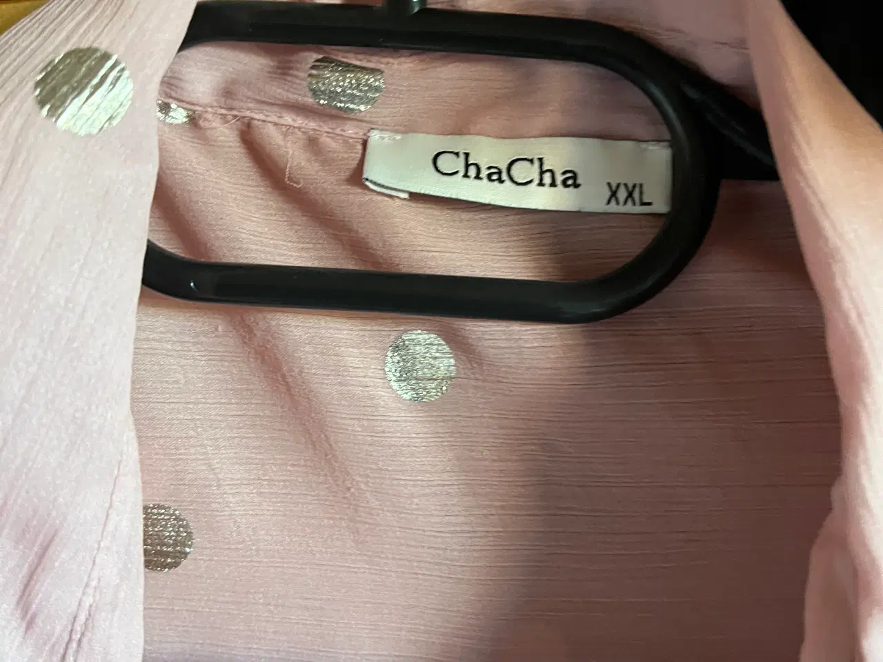 Billede 2 - Bluse med Silver glitter