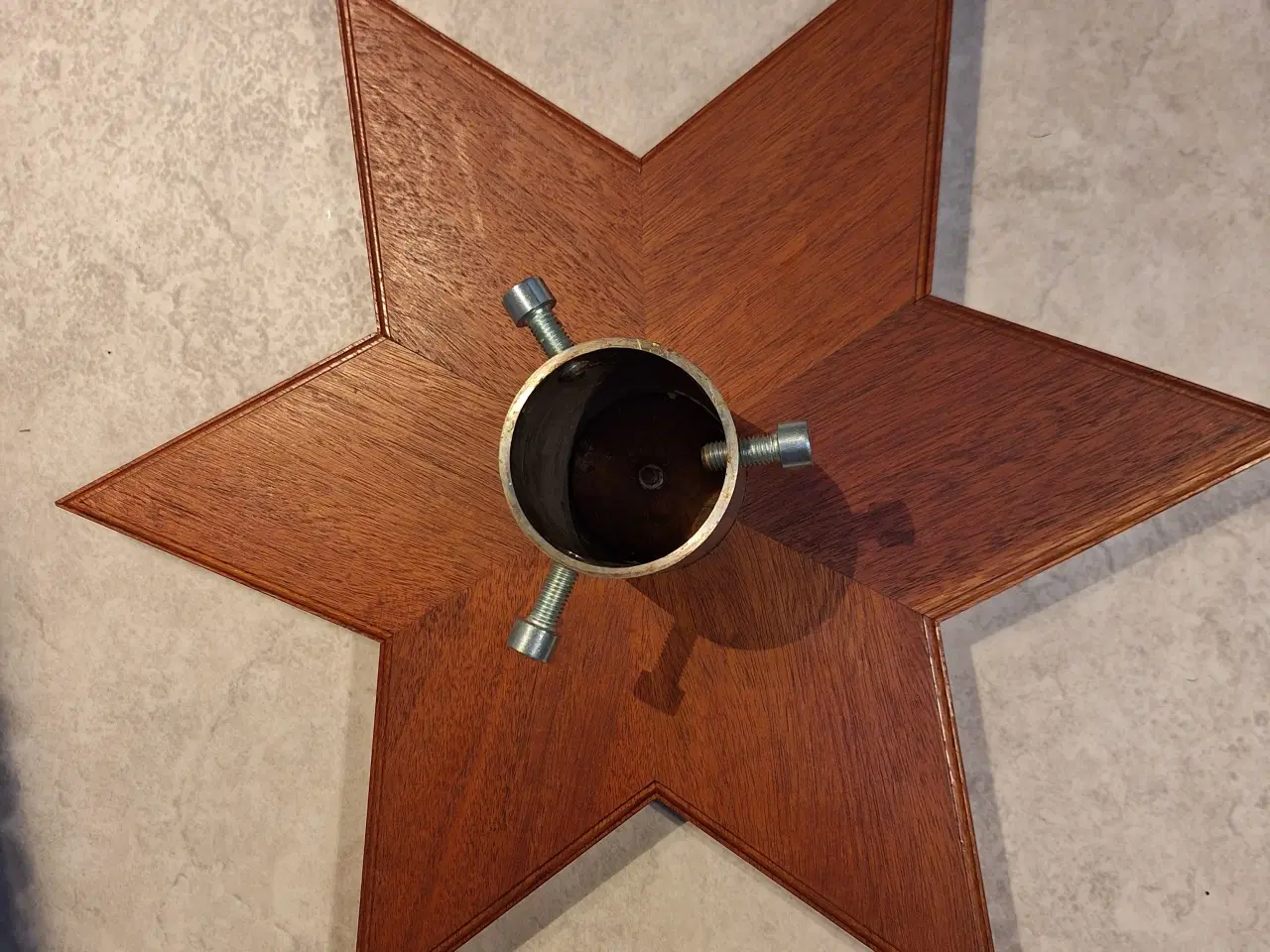 Billede 1 - Juletræsfod