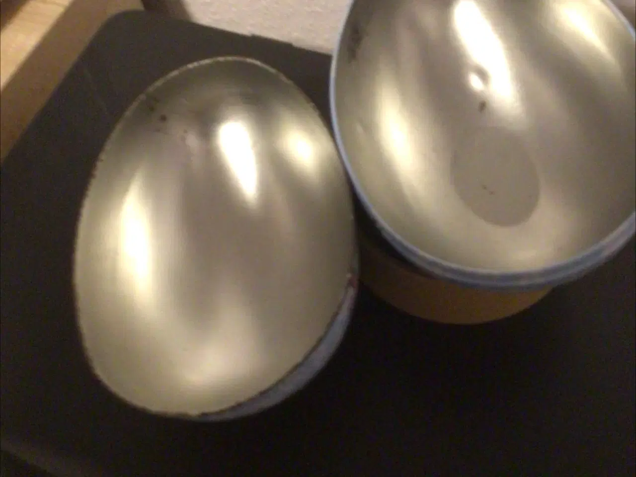 Billede 4 - Metal æg med Peter plys og tigerdyret