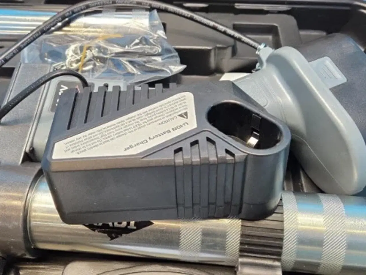 Billede 16 - Fedtpresse Accu DIKF720-C1