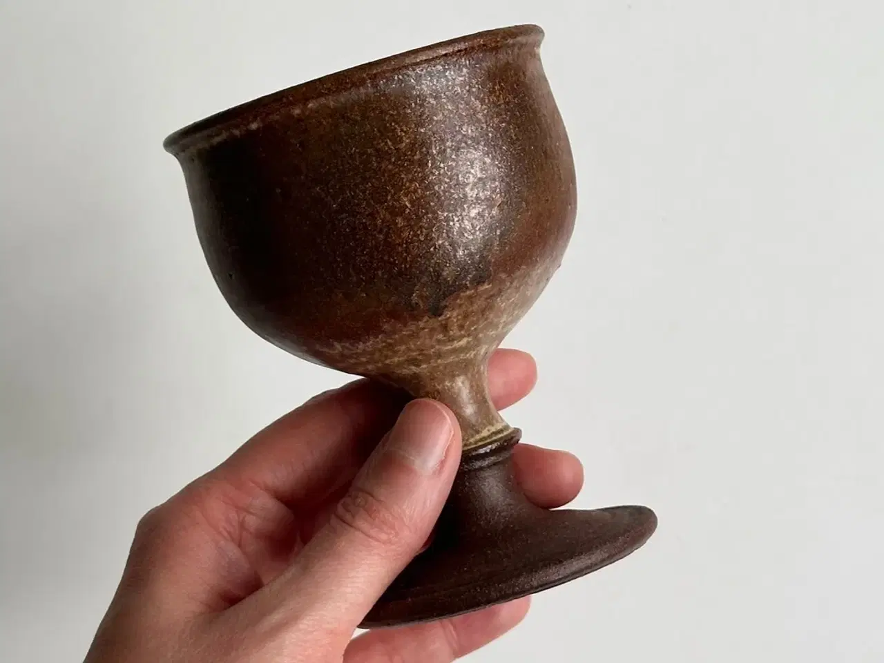 Billede 3 - Keramikbæger, vinglas, mørk glasur