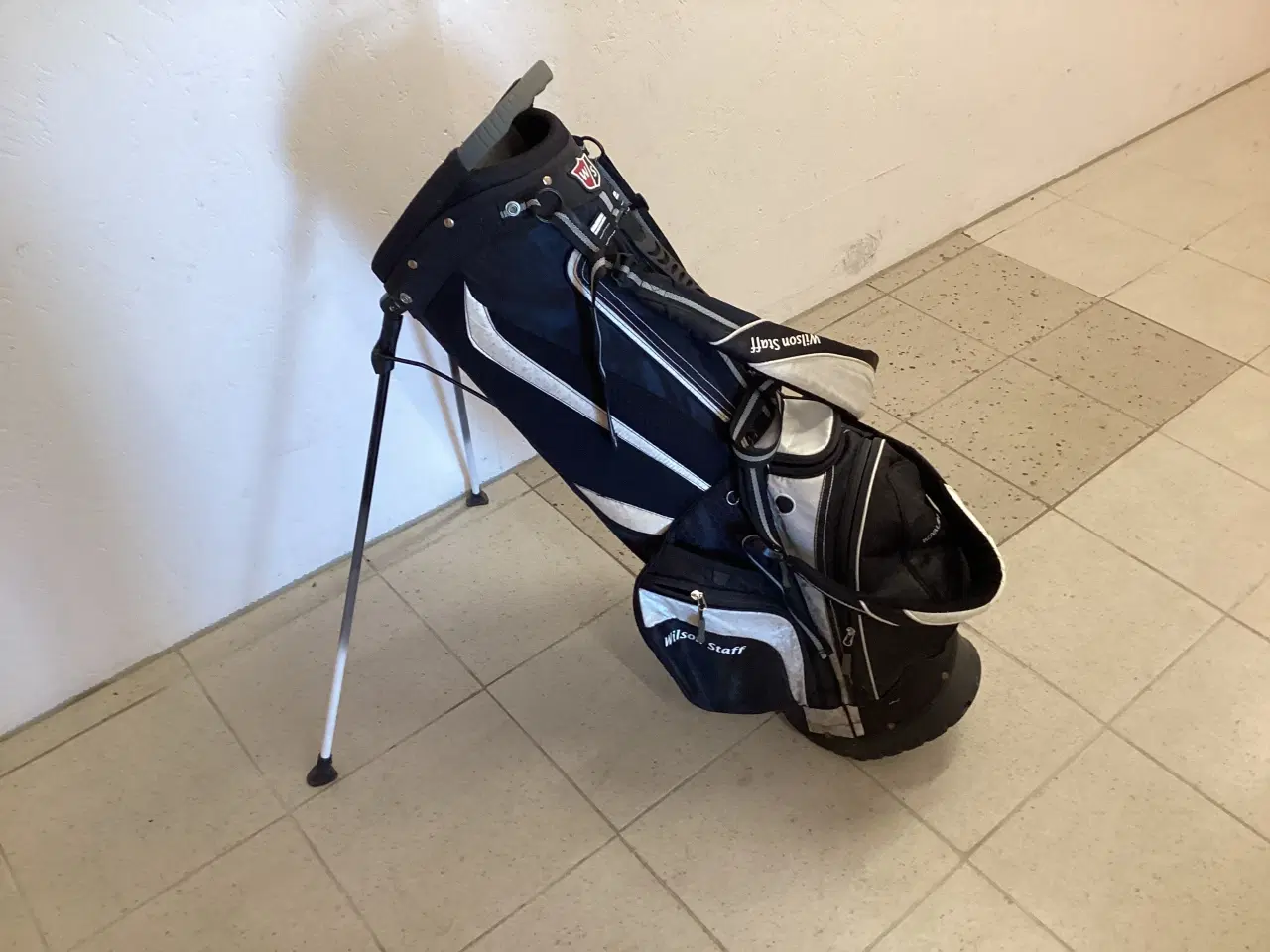 Billede 5 - Golf Bærebag . Wilson Staff.