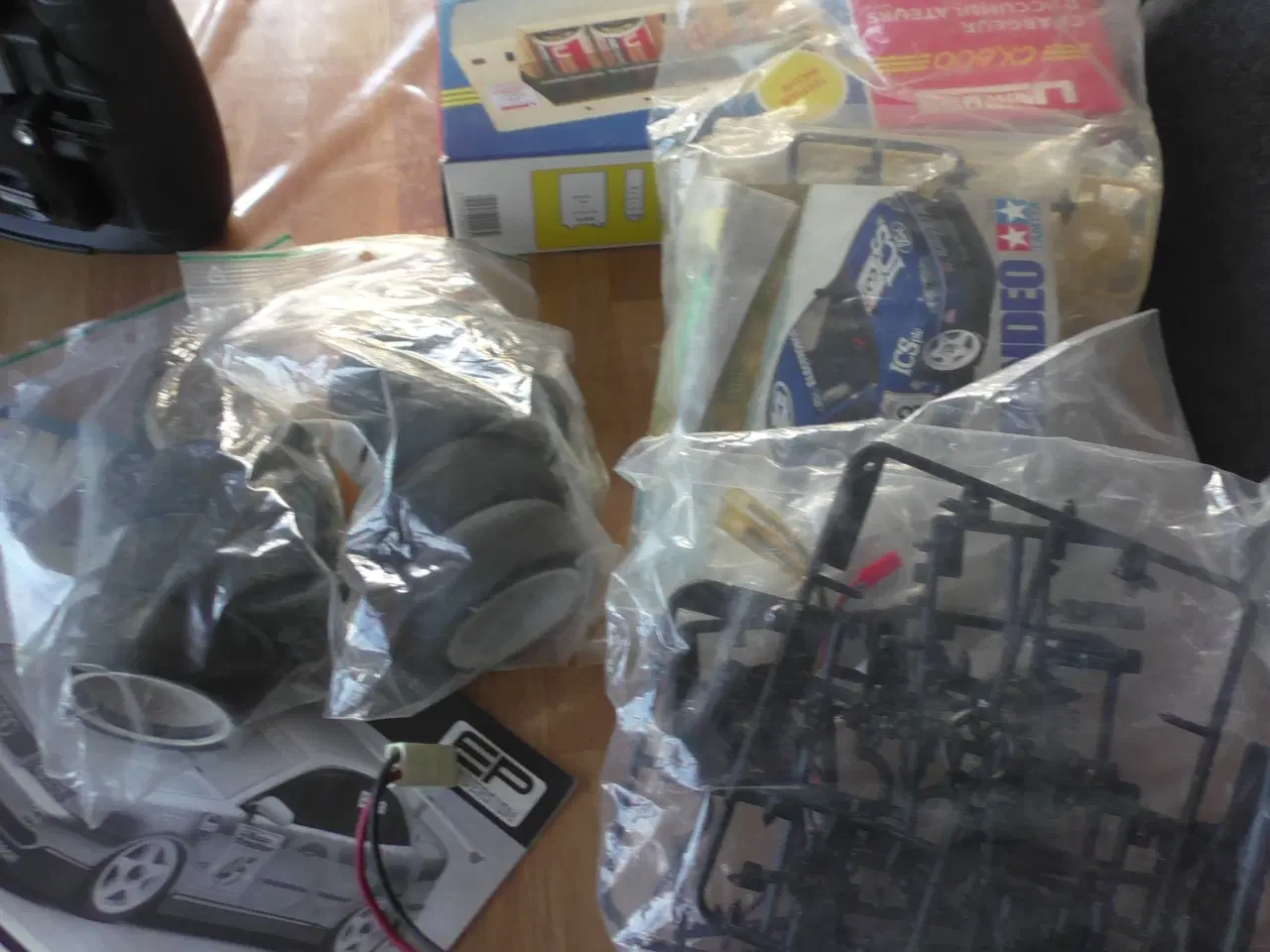 Billede 9 - 4 Styk fjernstyret biler