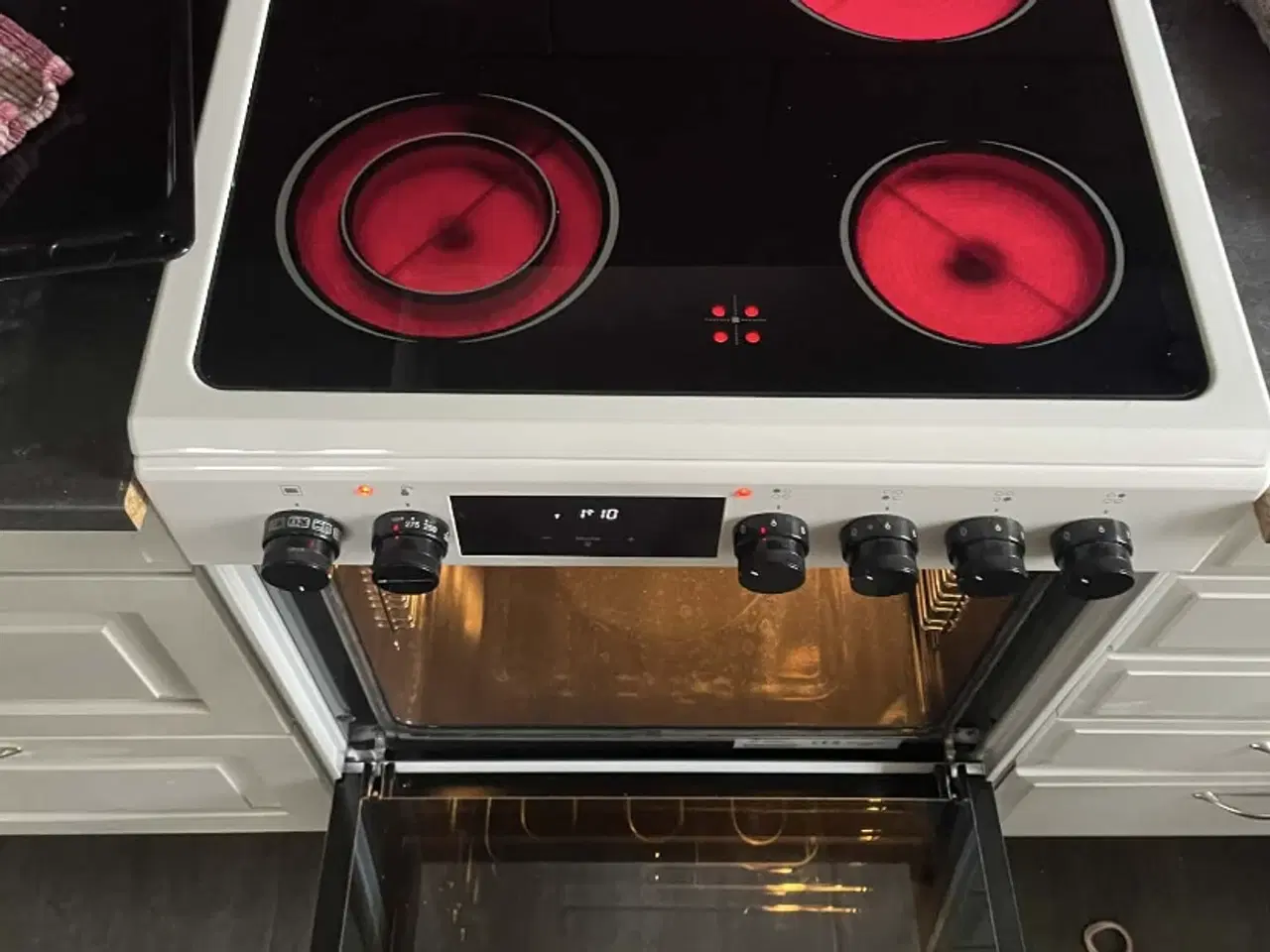 Billede 1 - komfur som ny 