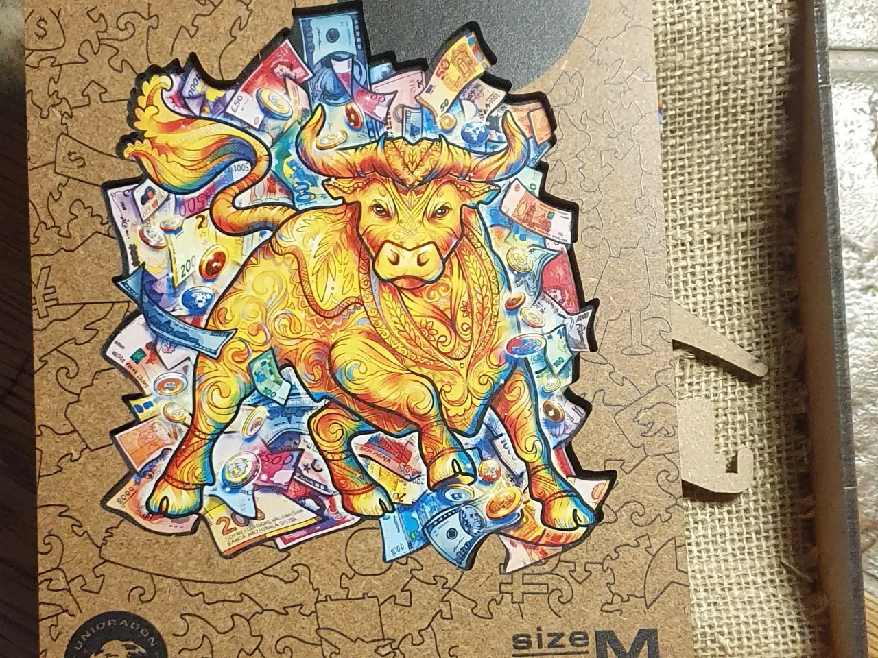 Billede 1 - Prosperous Bull, figured wooden puzzles sælges