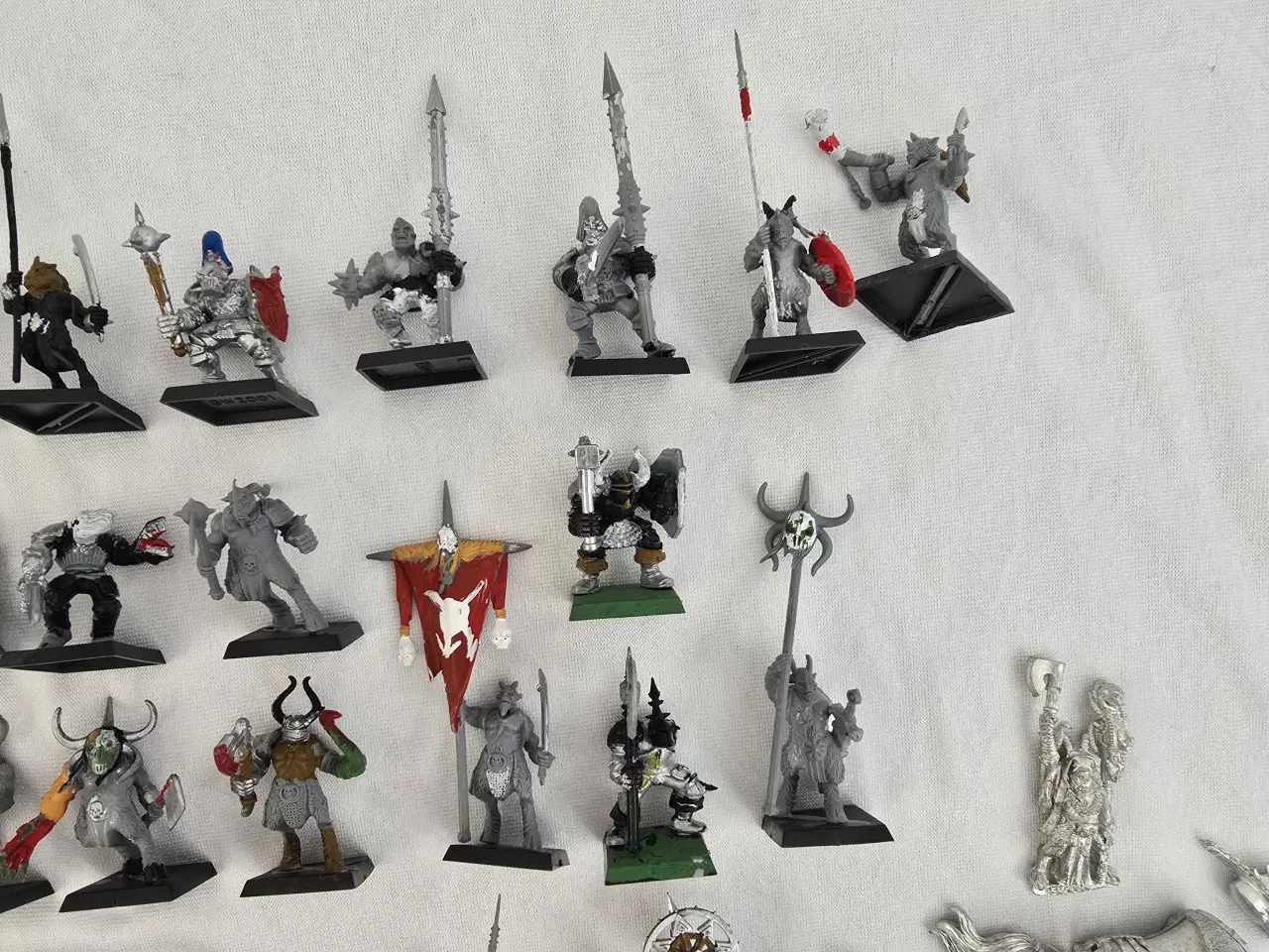 Billede 3 - Warhammer figurer sælges samlet