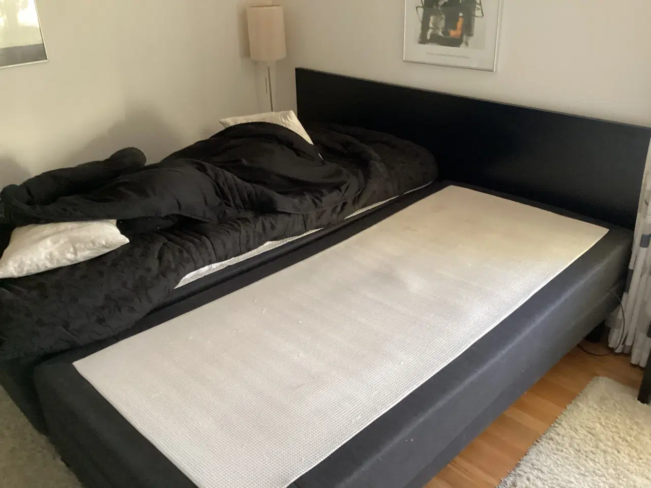 Billede 3 - Dobbelt elevations seng med madrasser