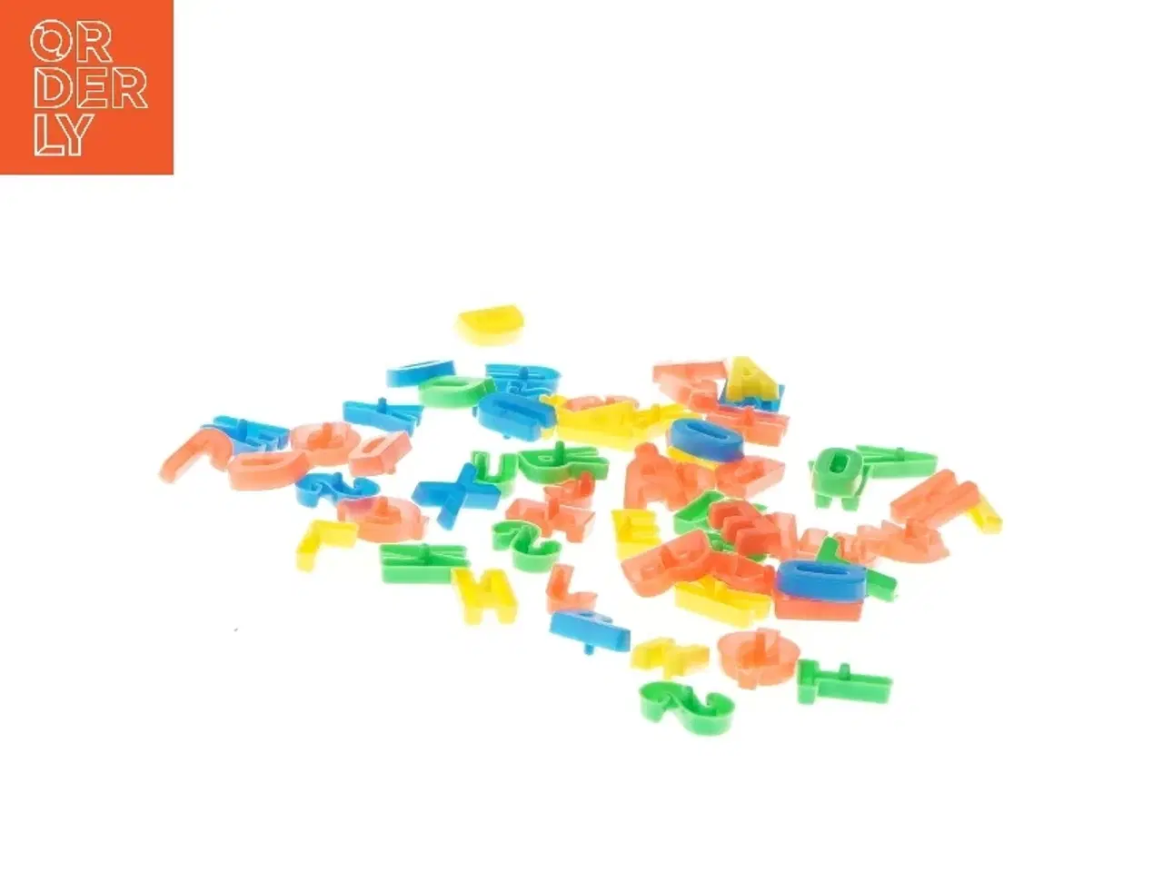 Billede 2 - Plastikbogstaver (str. ca. 2 cm)