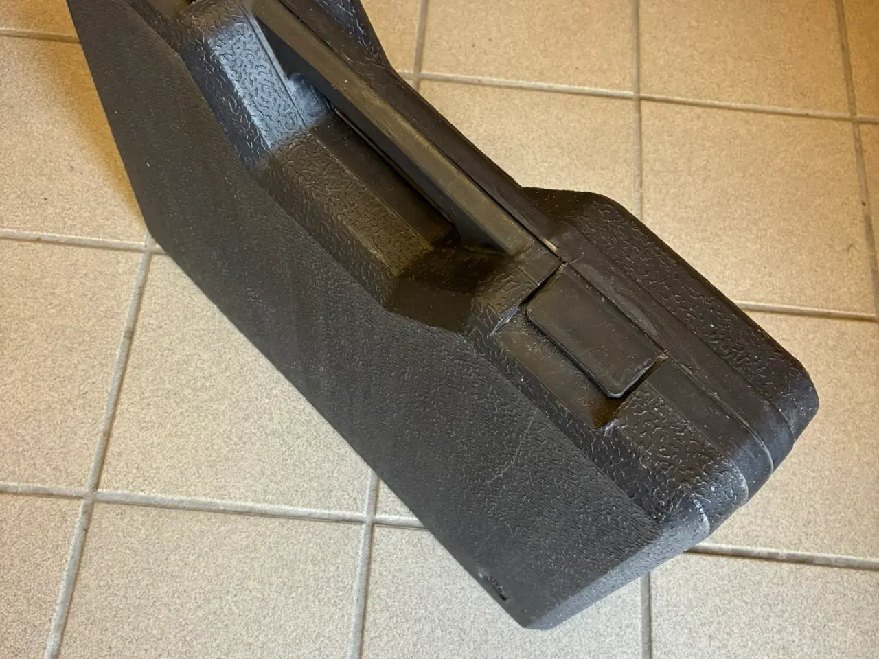 Billede 3 - Kraftig nedbrydningshammer 1500 W + lille boremask