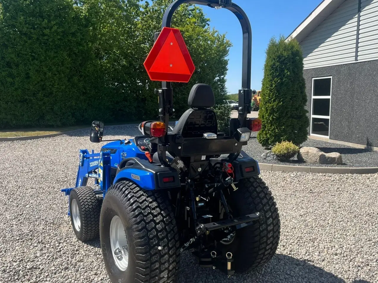 Billede 15 - Solis H26 HST Turfdæk og Frontlæsser