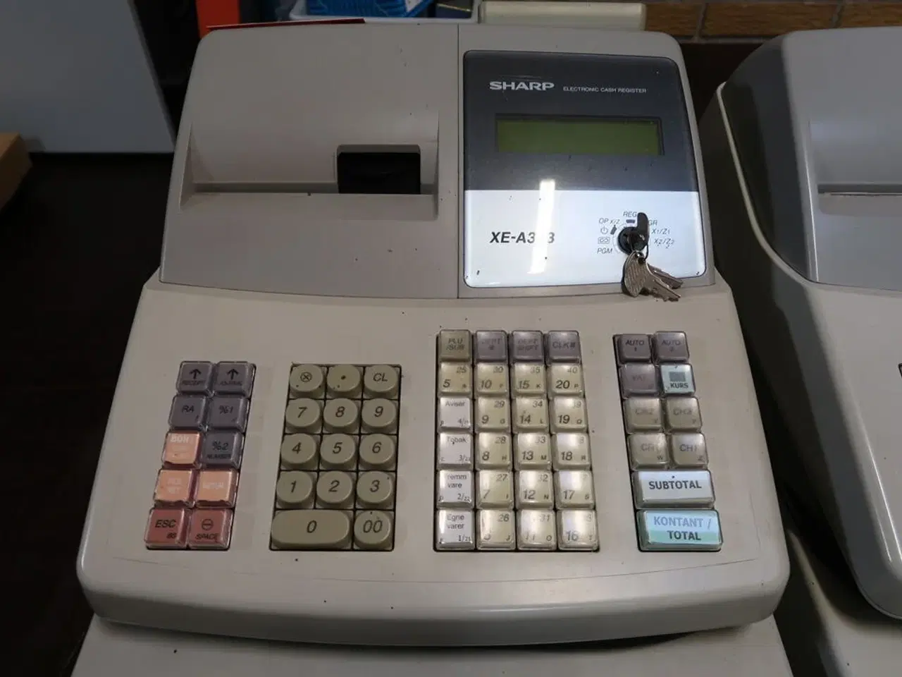 Billede 2 - 2 stk. Kasseapparat Sharp XE-A303