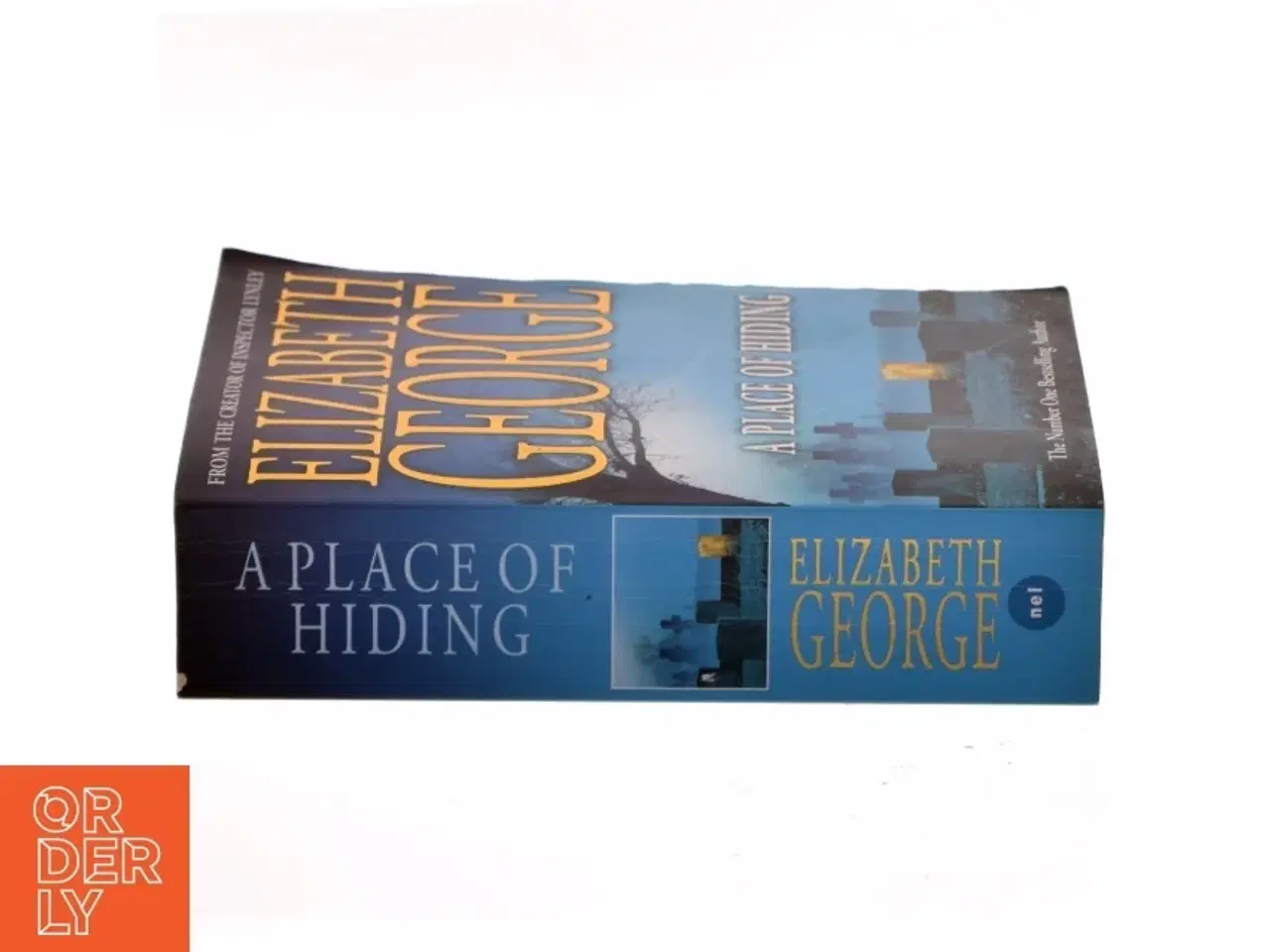 Billede 2 - A place of hiding af Elizabeth George (Bog)