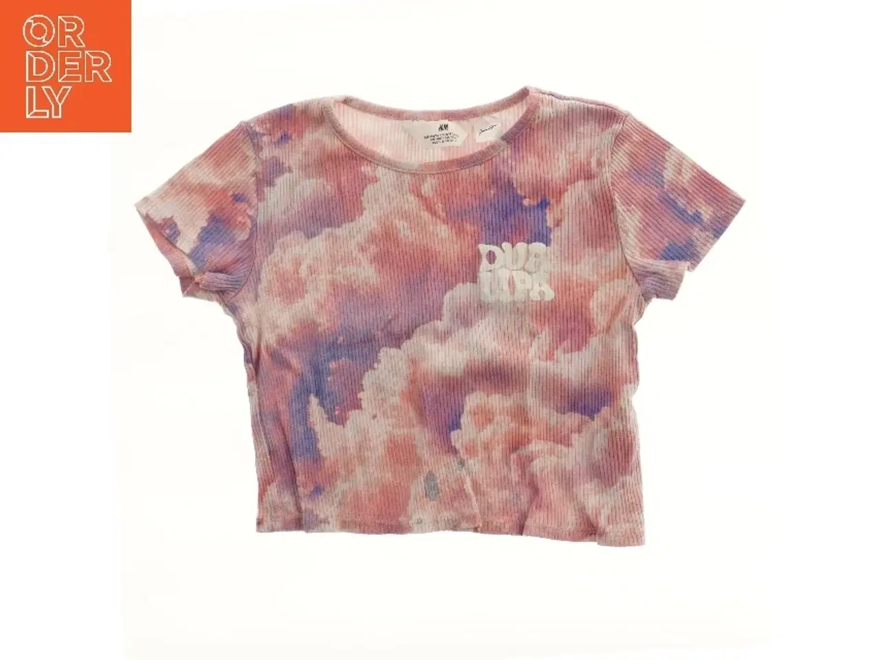 Billede 1 - Kortærmet T-shirt med skyprint fra H&M (str. 146)