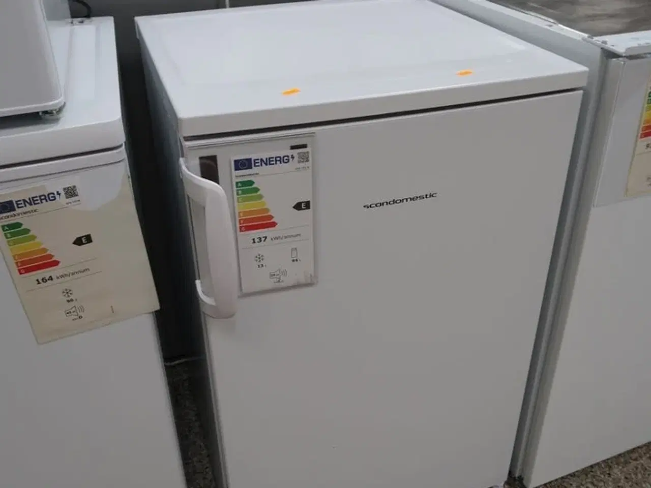 Billede 1 - Køleskab SCANDOMESTIC SKB 161 W