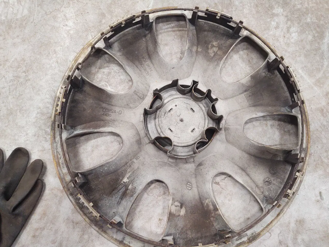 Billede 2 - Opel Corsa D hjulkapsel