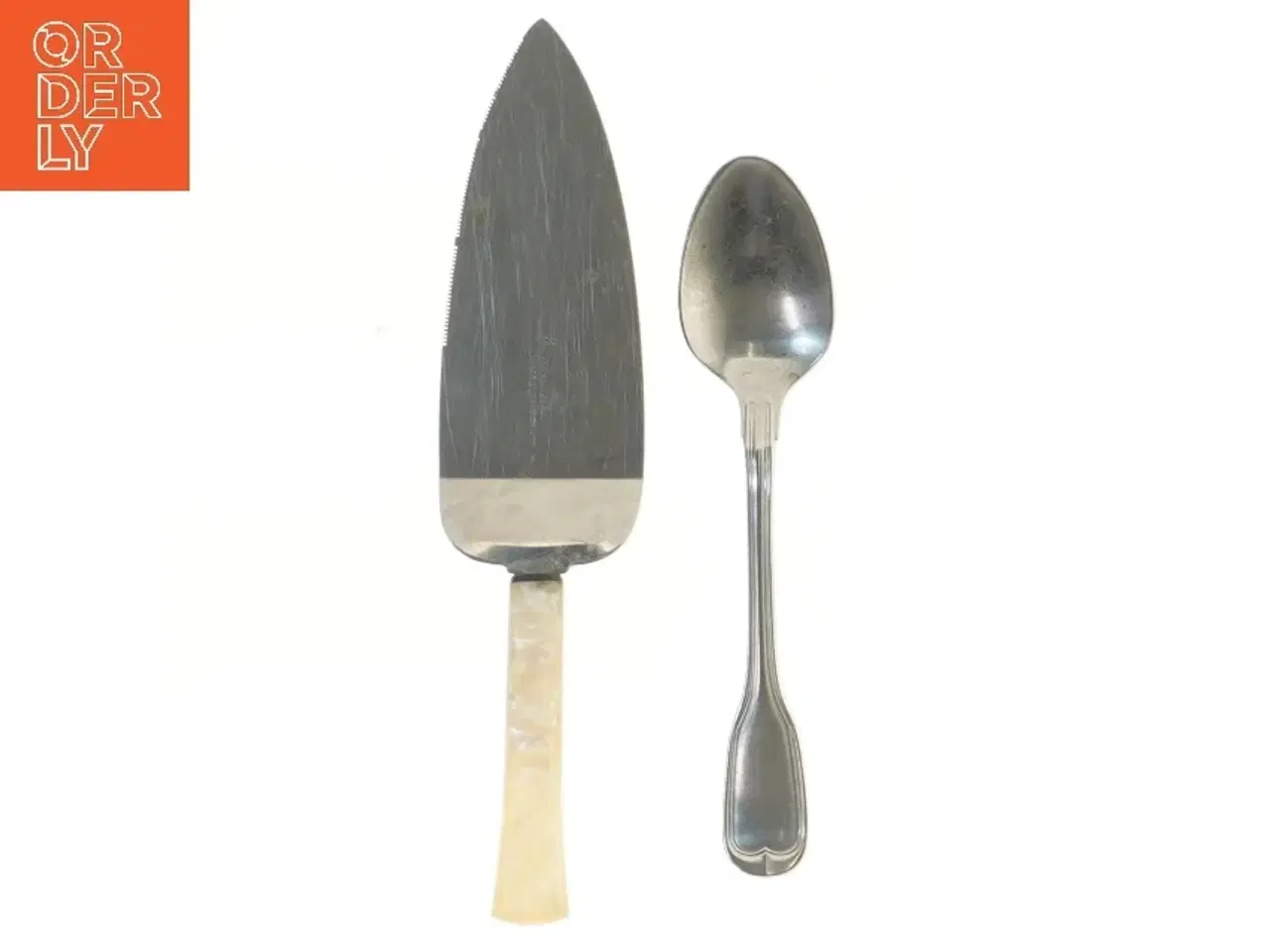 Billede 1 - Serveringssæt: kagespade og ske (str. 18 og 23 cm)