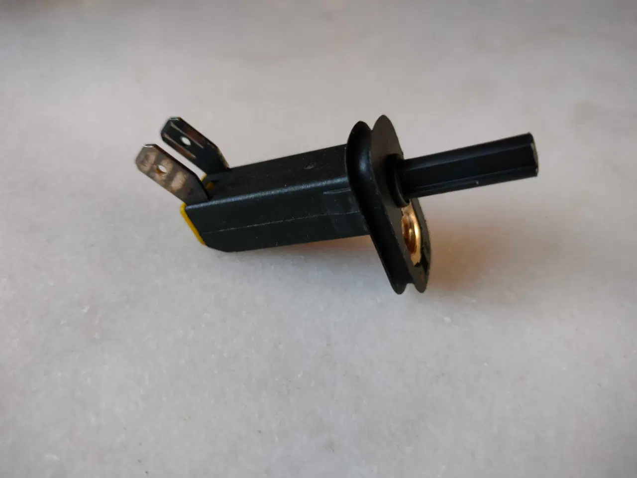 Billede 2 - Dørkontakt Audi 80/90/100 - 893 947 561 A