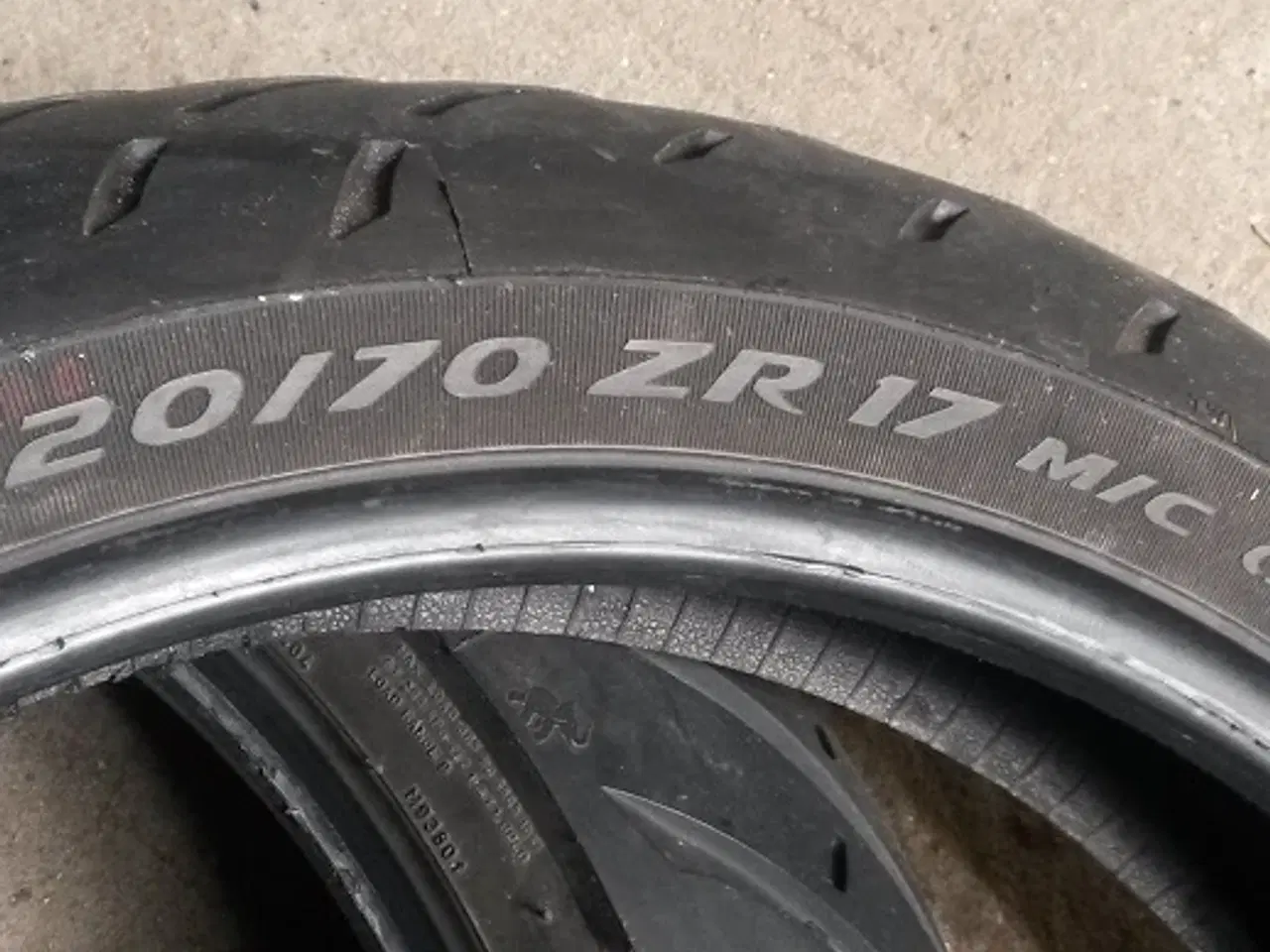 Billede 5 - MC dæk sæt, for og bag, 180/55-17 & 120/70-17
