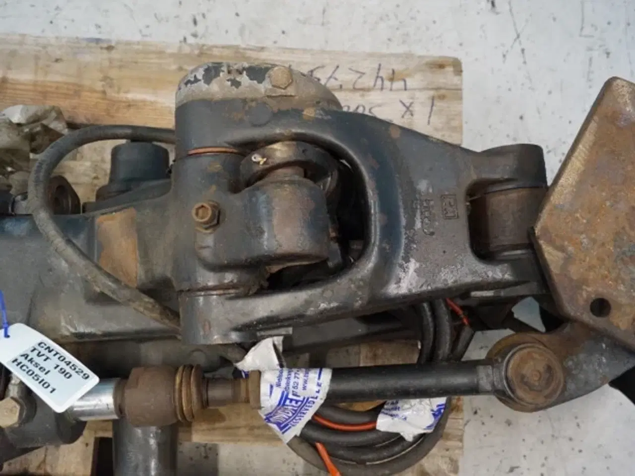 Billede 3 - New Holland TVT 190 Foraksel