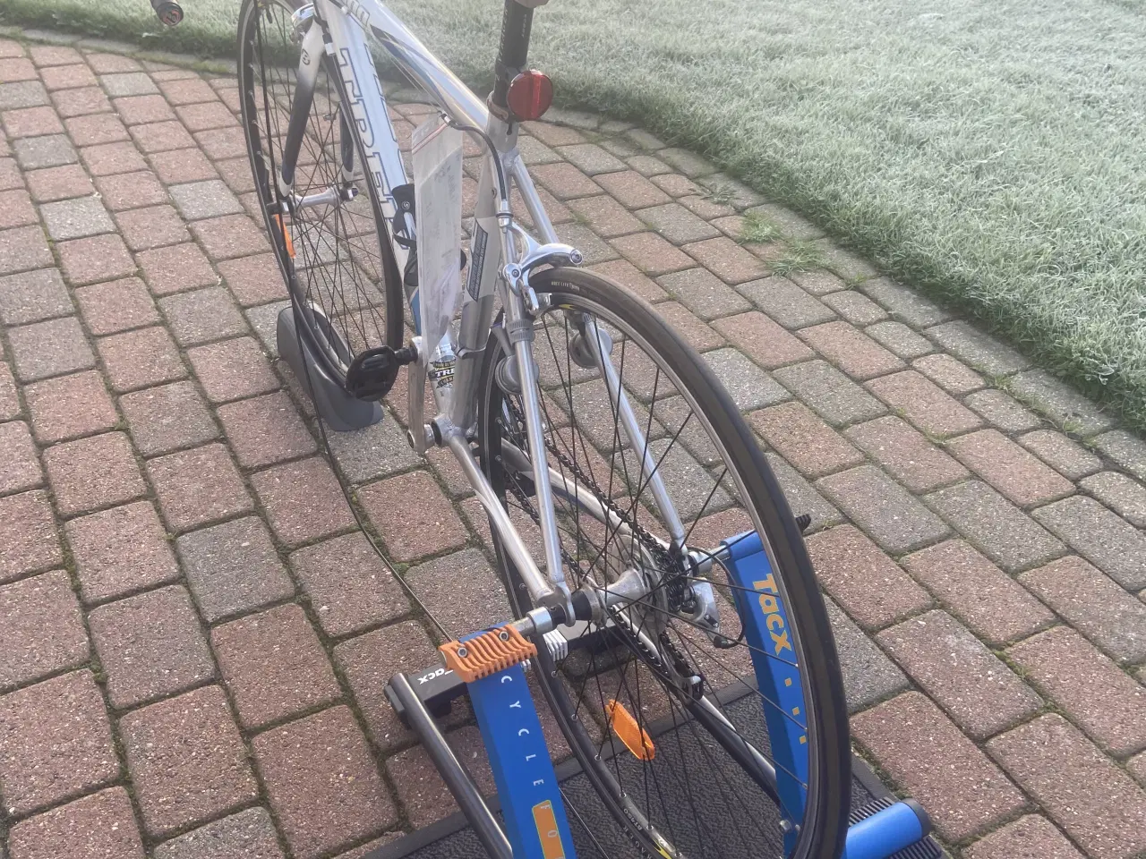 Billede 2 - Racercykel Trek 24 gear med hometrainer