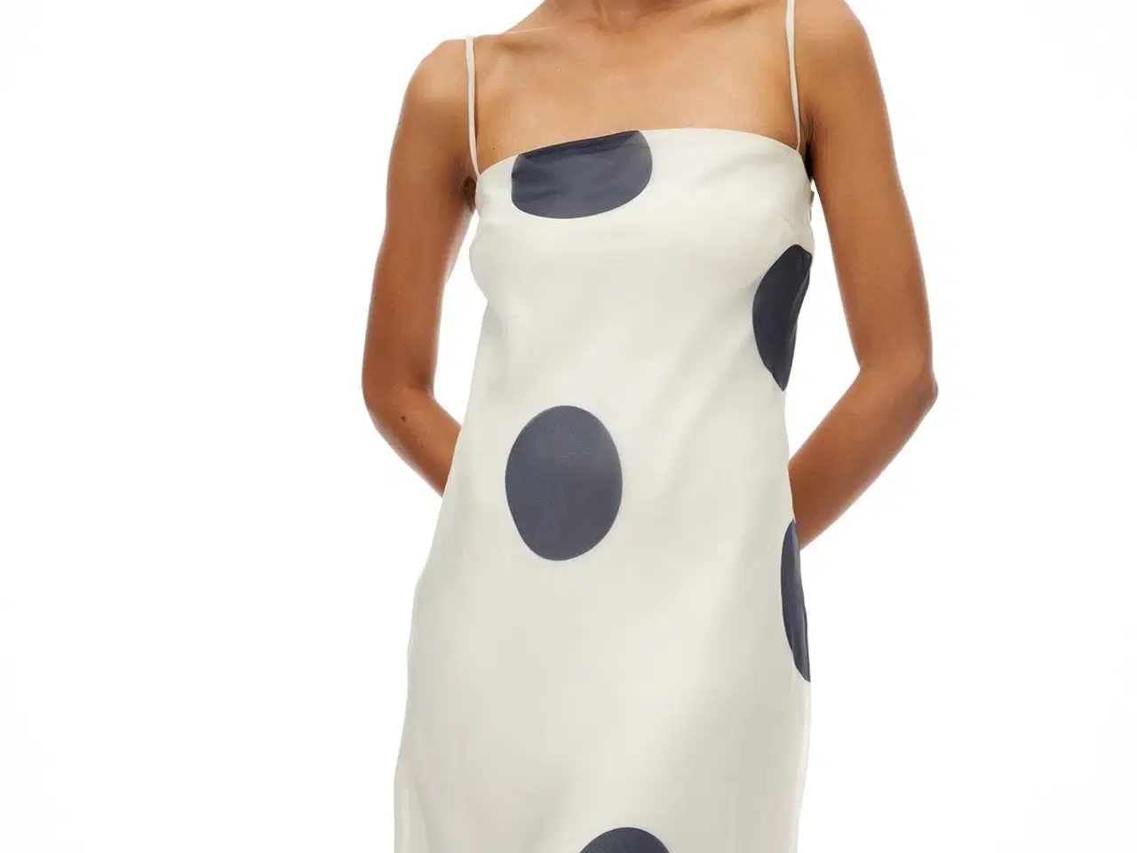 Billede 9 - Helt ny, elegant og ubrugt kjole