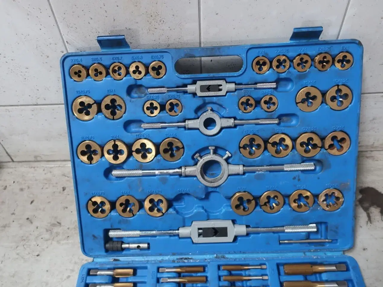 Billede 3 - Gevindskæresæt