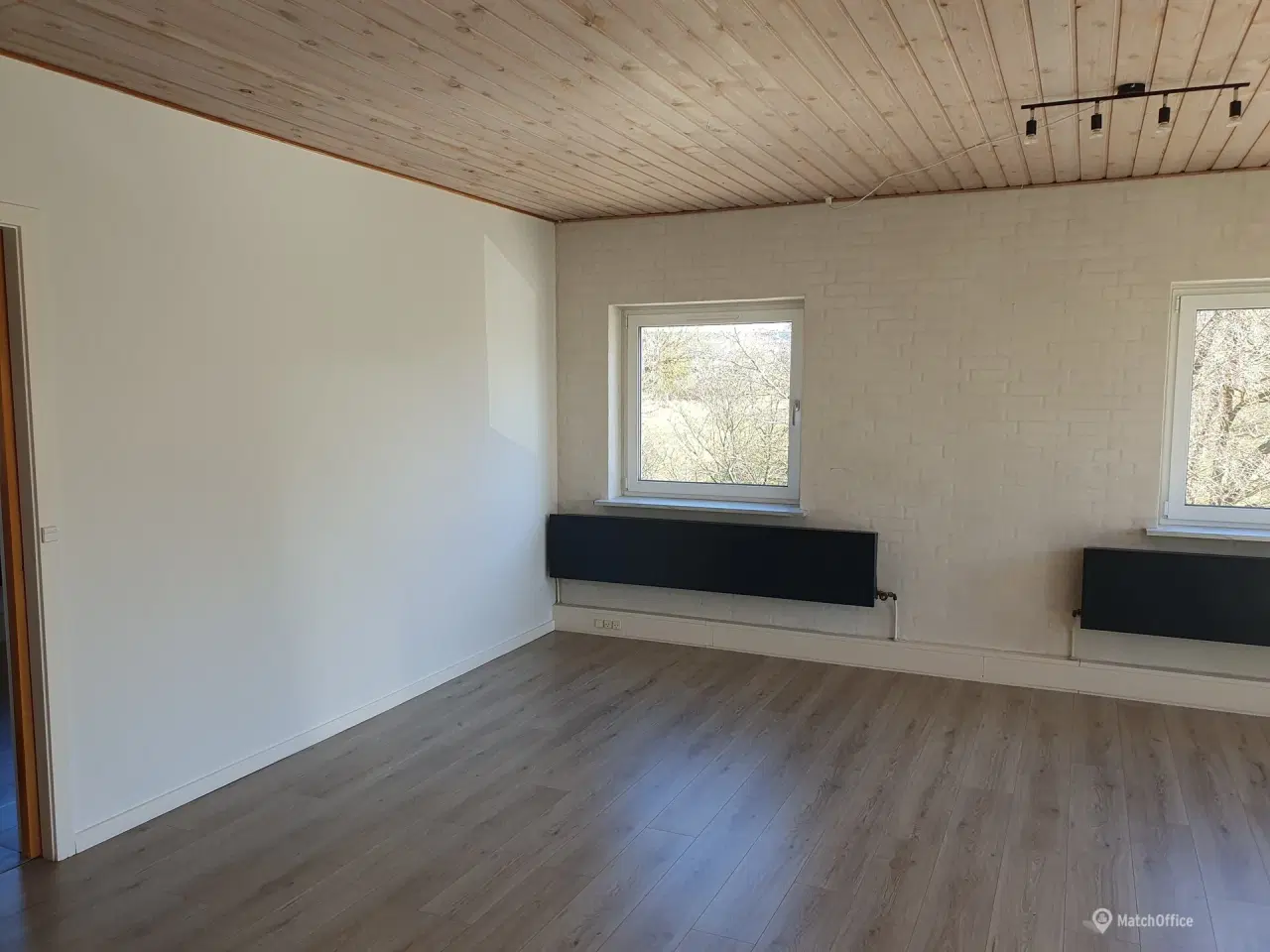 Billede 5 - Flot kontor-lejlighed på 1. sal lige ud til naturområde