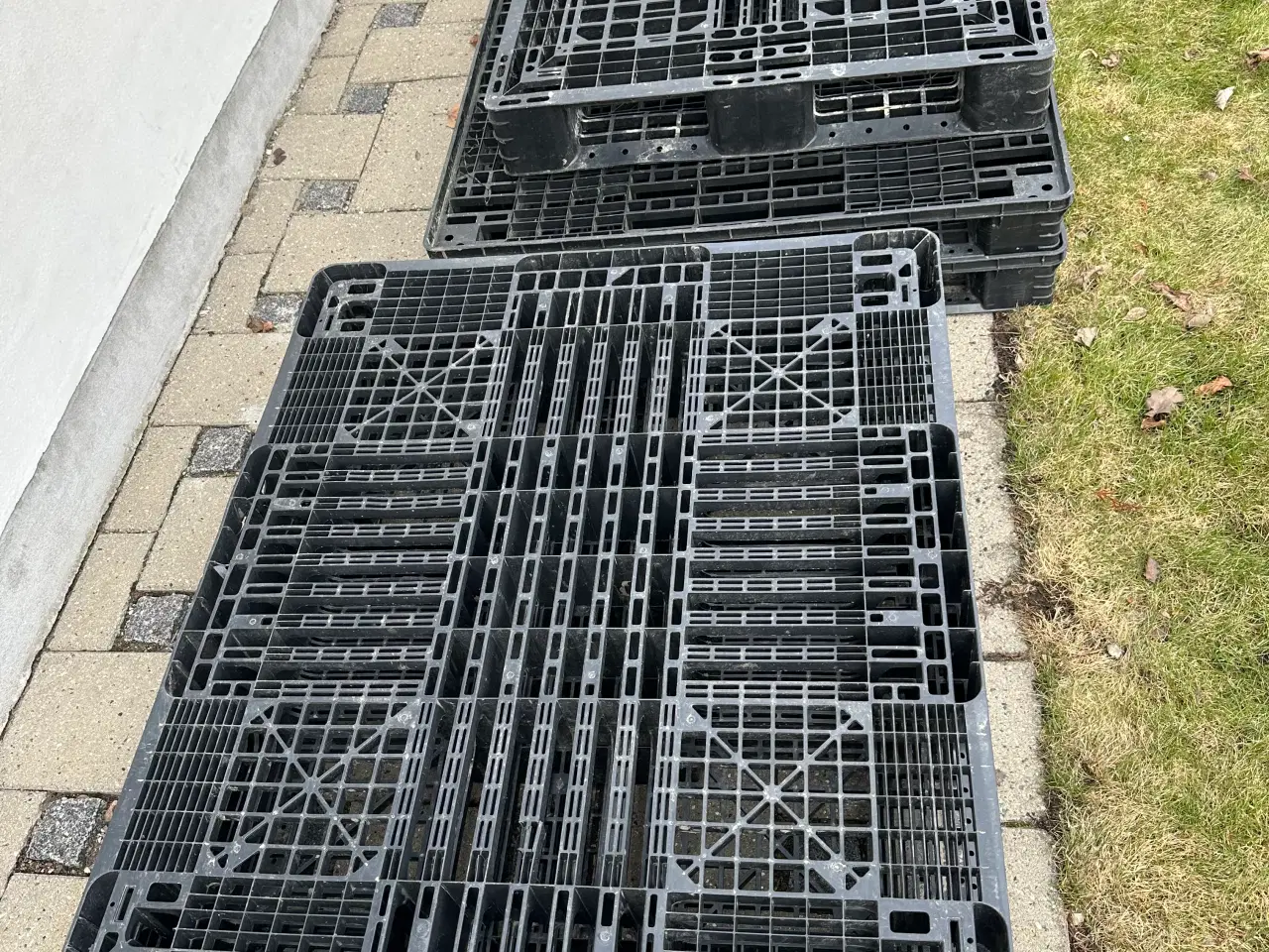 Billede 1 - Paller af plast