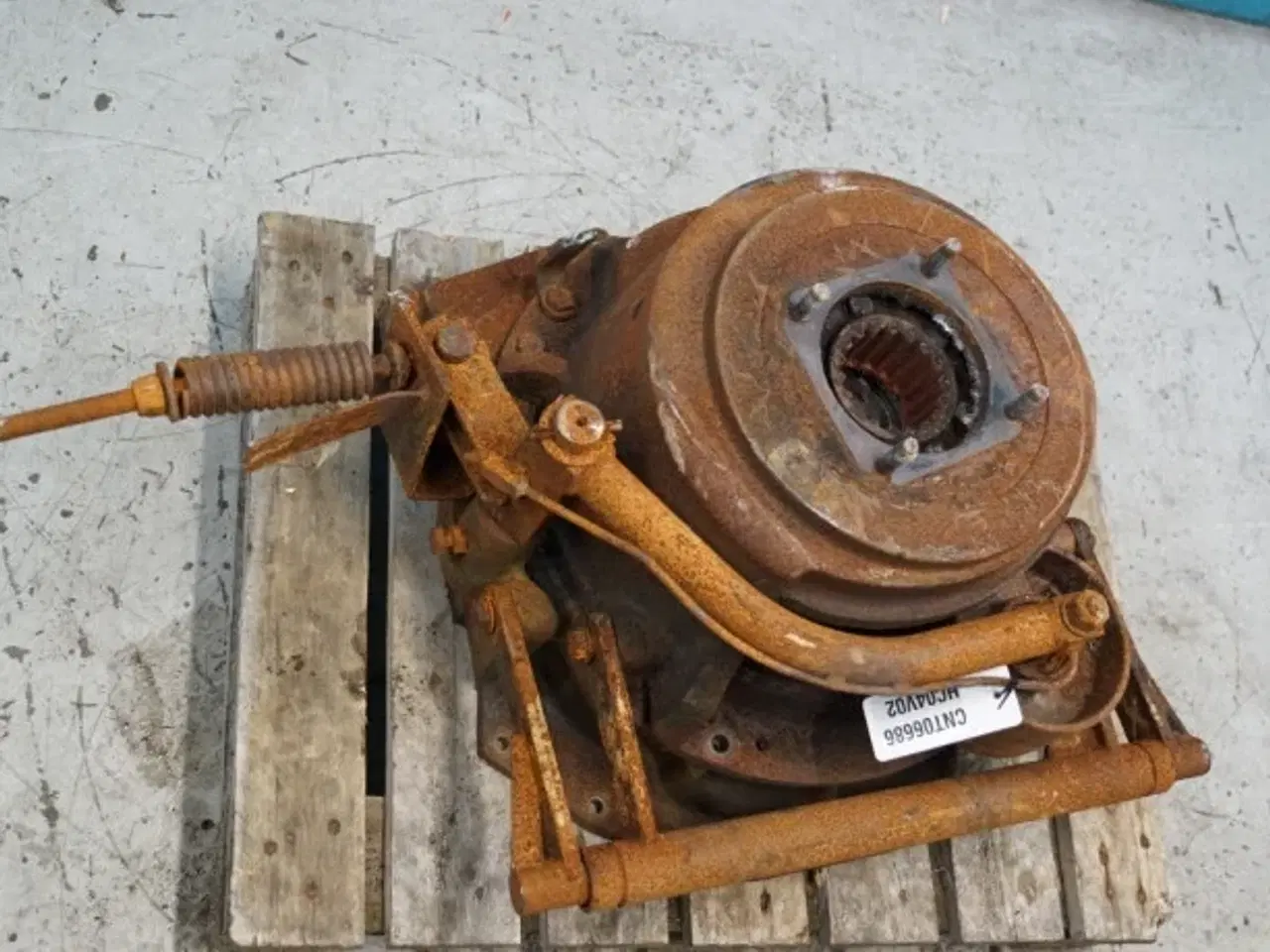 Billede 13 - New Holland TX62 Motorkraftudtag 84038341