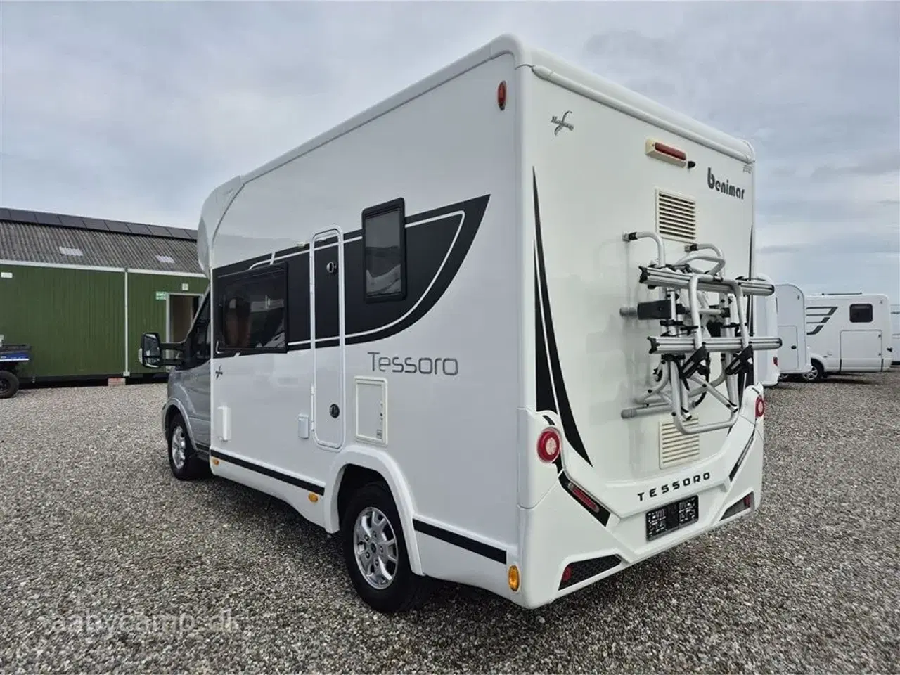 Billede 3 - 2020 - Benimar Tessoro T481   NK Pakke. Automatgear. solceller. markise. Lithium Batteri. Thetford ovn. hæve/sænke cykelstativ. 32 tommer FMT TV.  Fuld service.