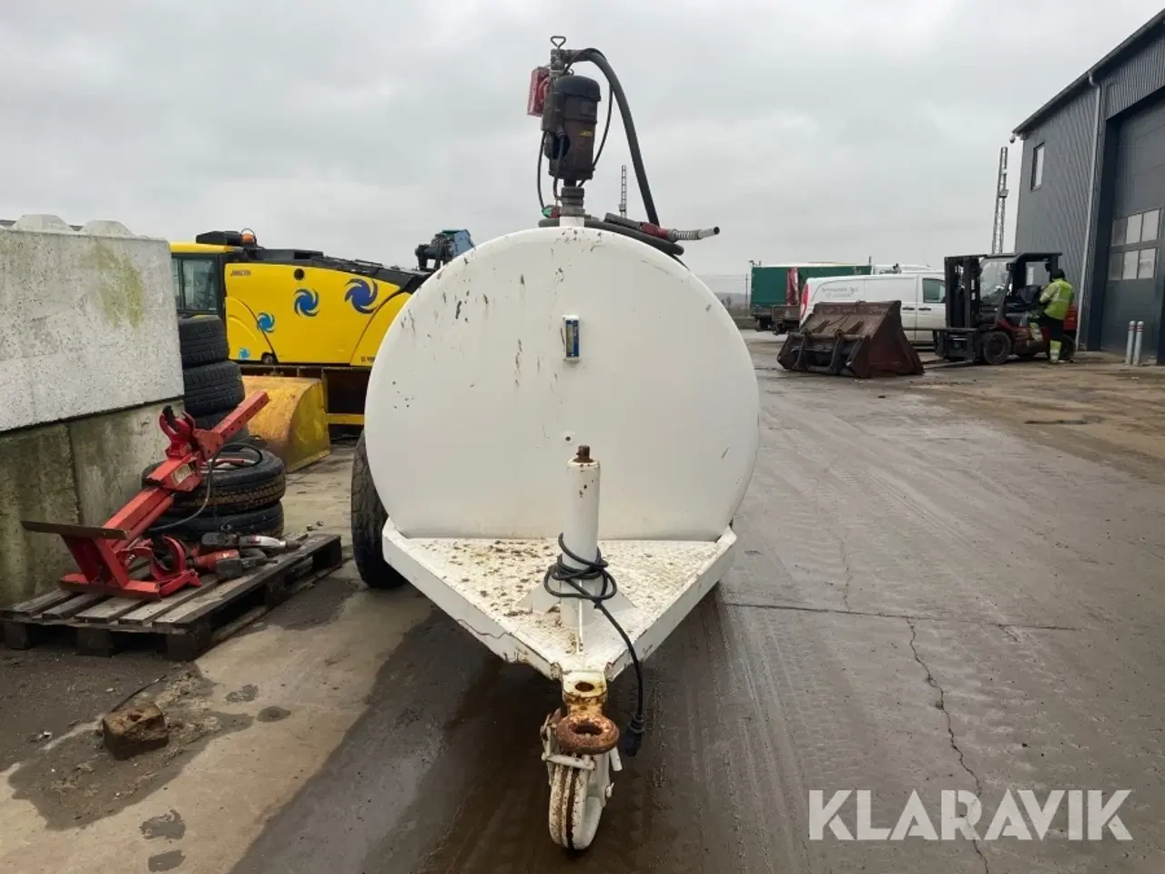 Billede 2 - Transportabel dieseltank med pumpe Roug 2500liters