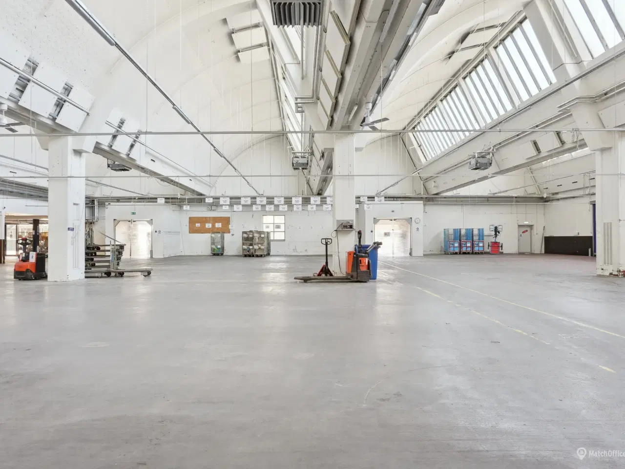 Billede 17 - Lager-og kontorlokaler med indhegnet gårdareal