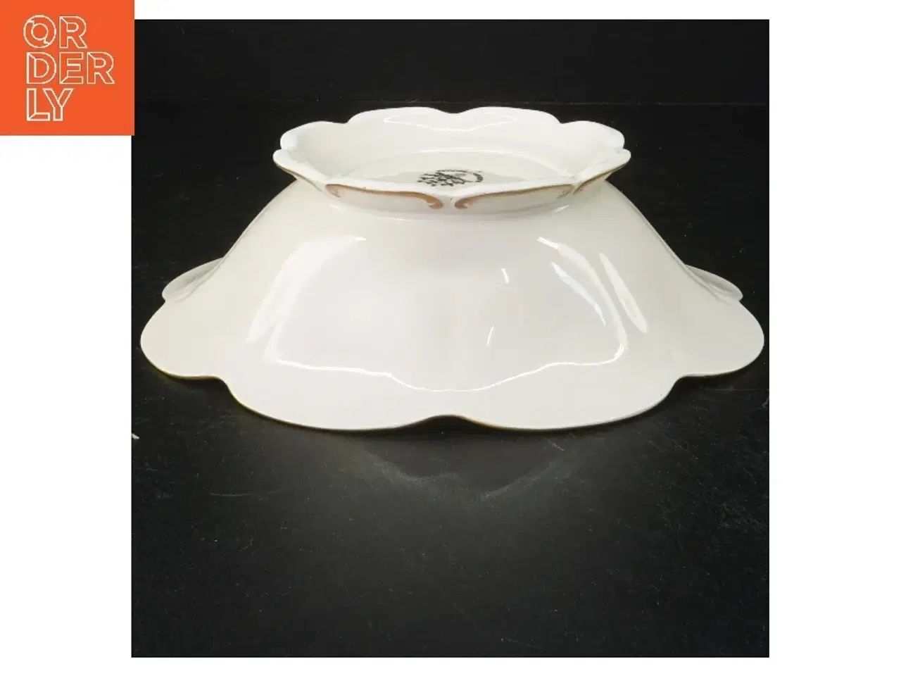 Billede 2 - Porcelænsskål med blomstermotiver