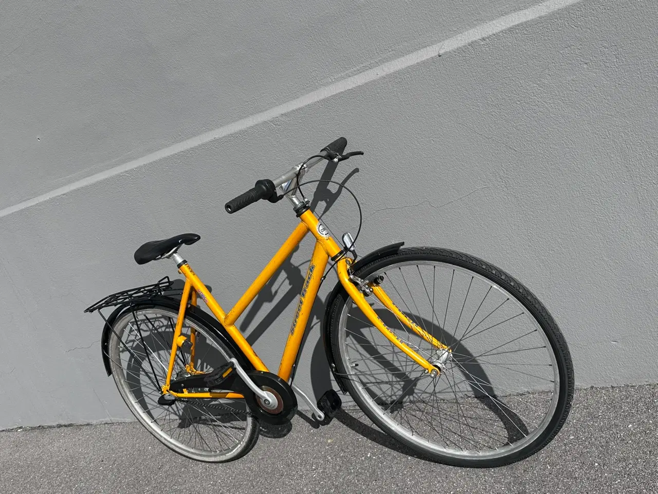 Billede 3 - Gul DBS street track damecykel