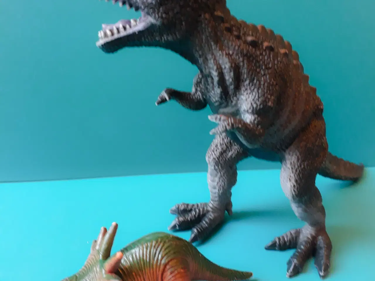 Billede 7 - 2 Dinosaurer Figurer 