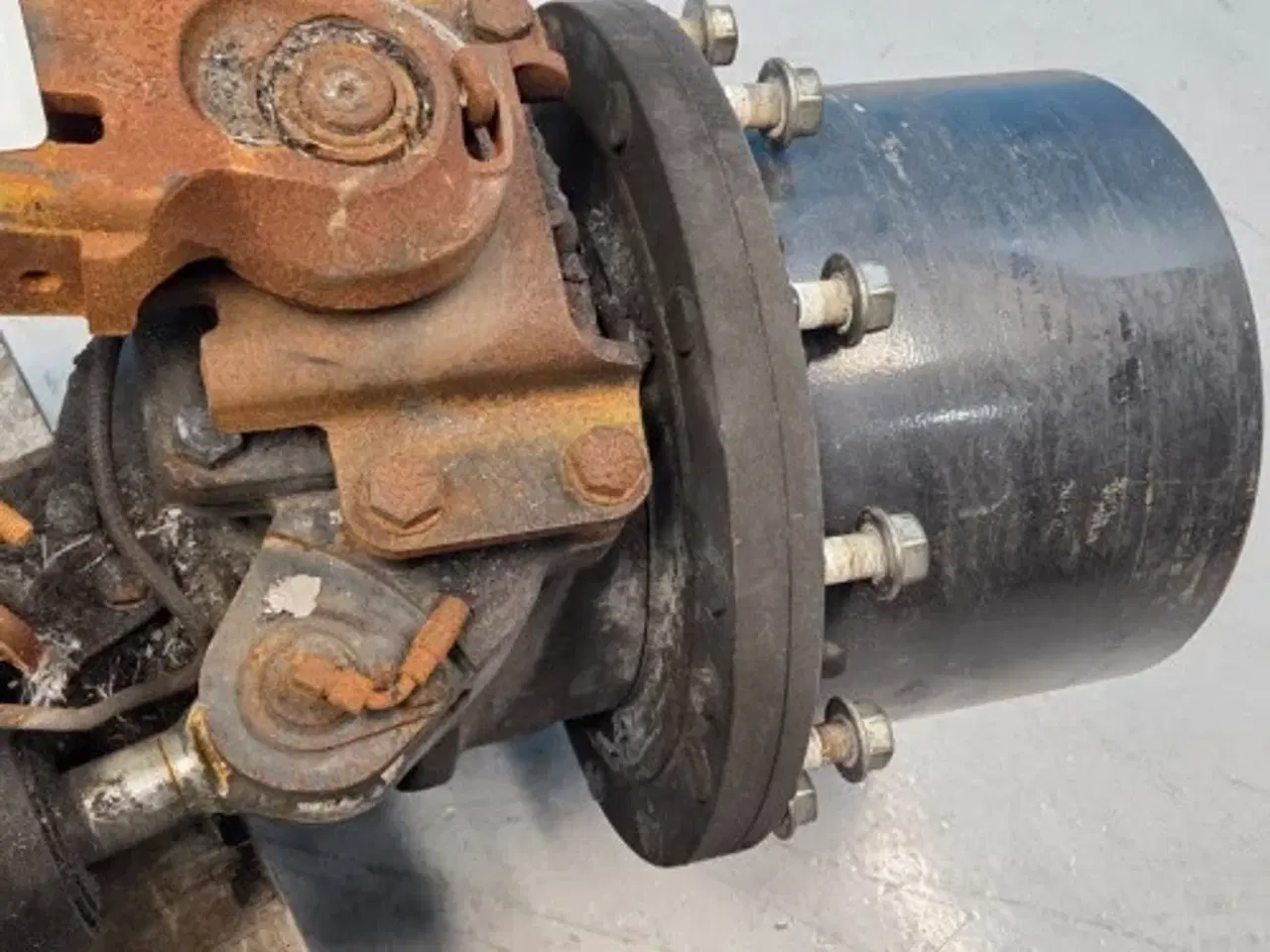 Billede 22 - New Holland T7.315 Foraksel 47676813