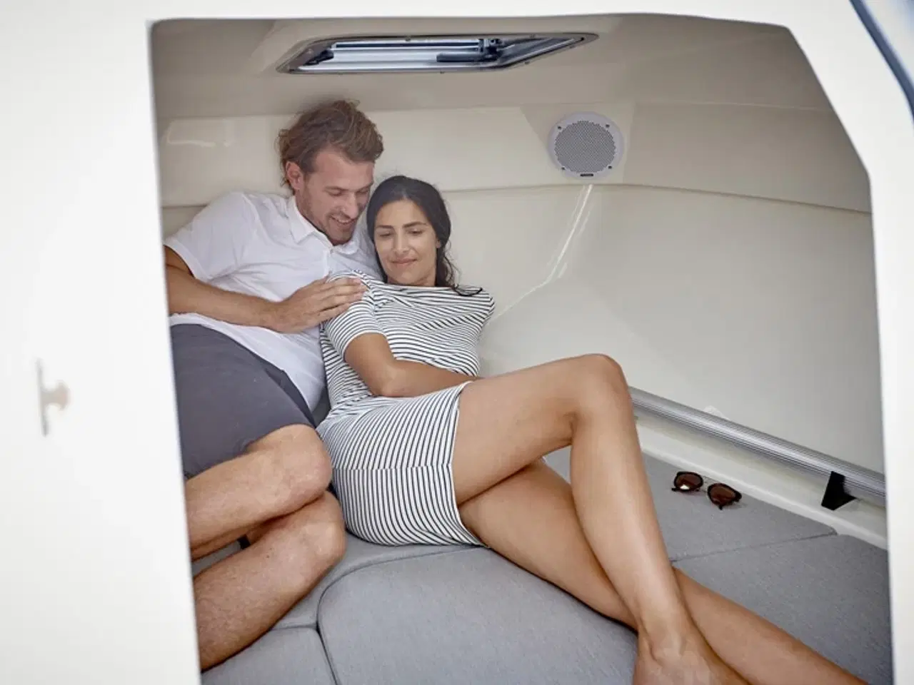 Billede 3 - Quicksilver Activ 555 Cabin med 100 hk Mercury-EFI 4 takt 2,1L - med flot udstyr