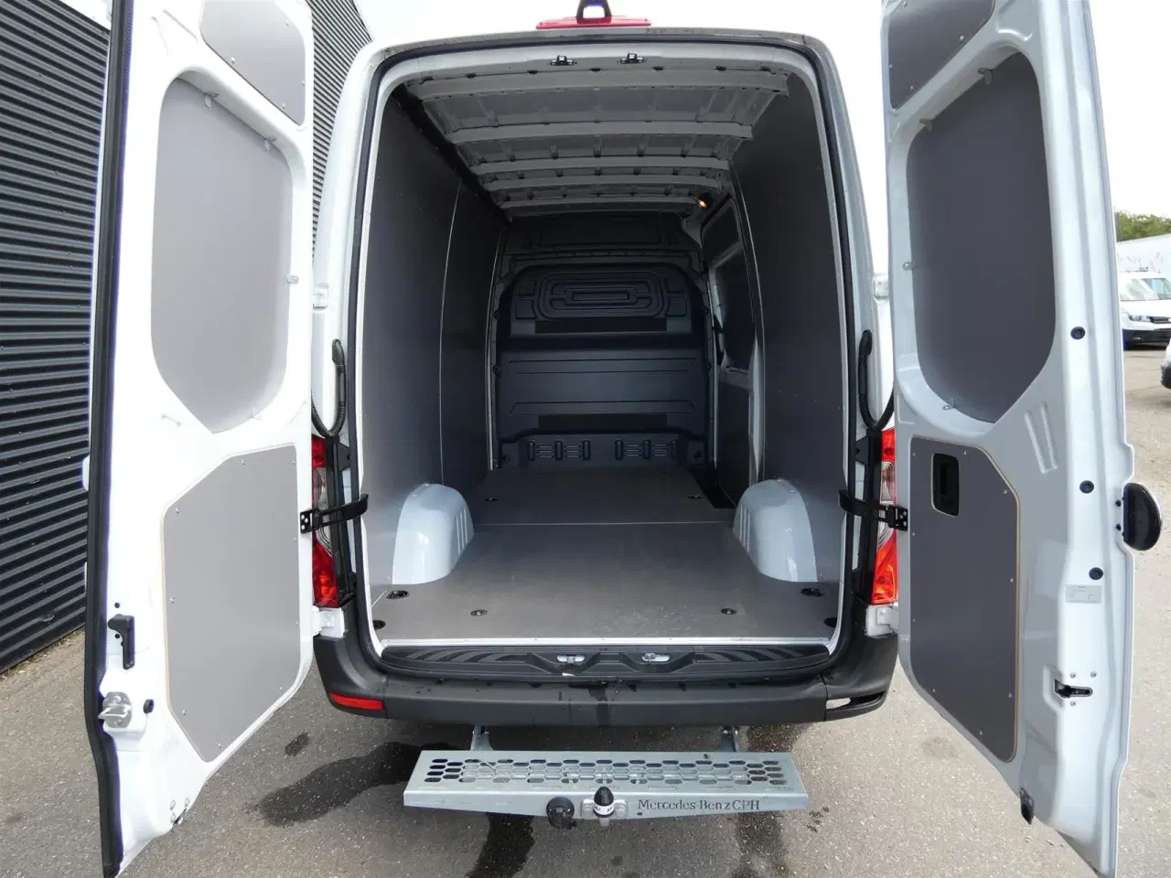 Billede 8 - Mercedes-Benz Sprinter 317 2,0 CDI A2 H2 RWD 9G-Tronic 170HK Van Aut.