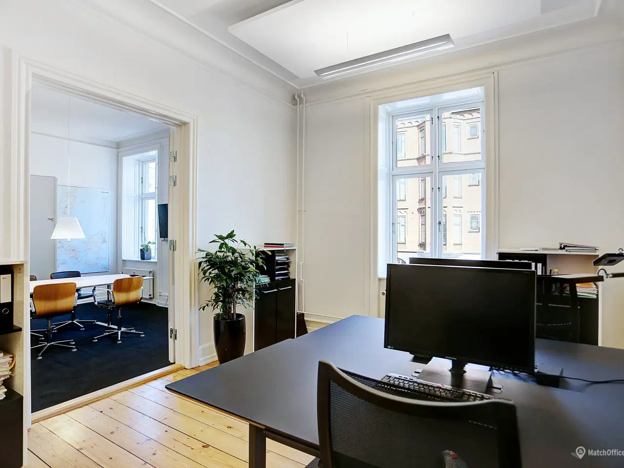 Billede 7 - Præsentabelt og herskabeligt lejemål med adgang til grønt udeareal