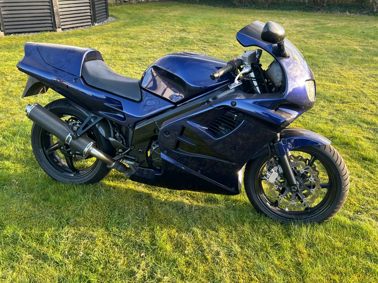 Billede 1 - Honda VFR 750F