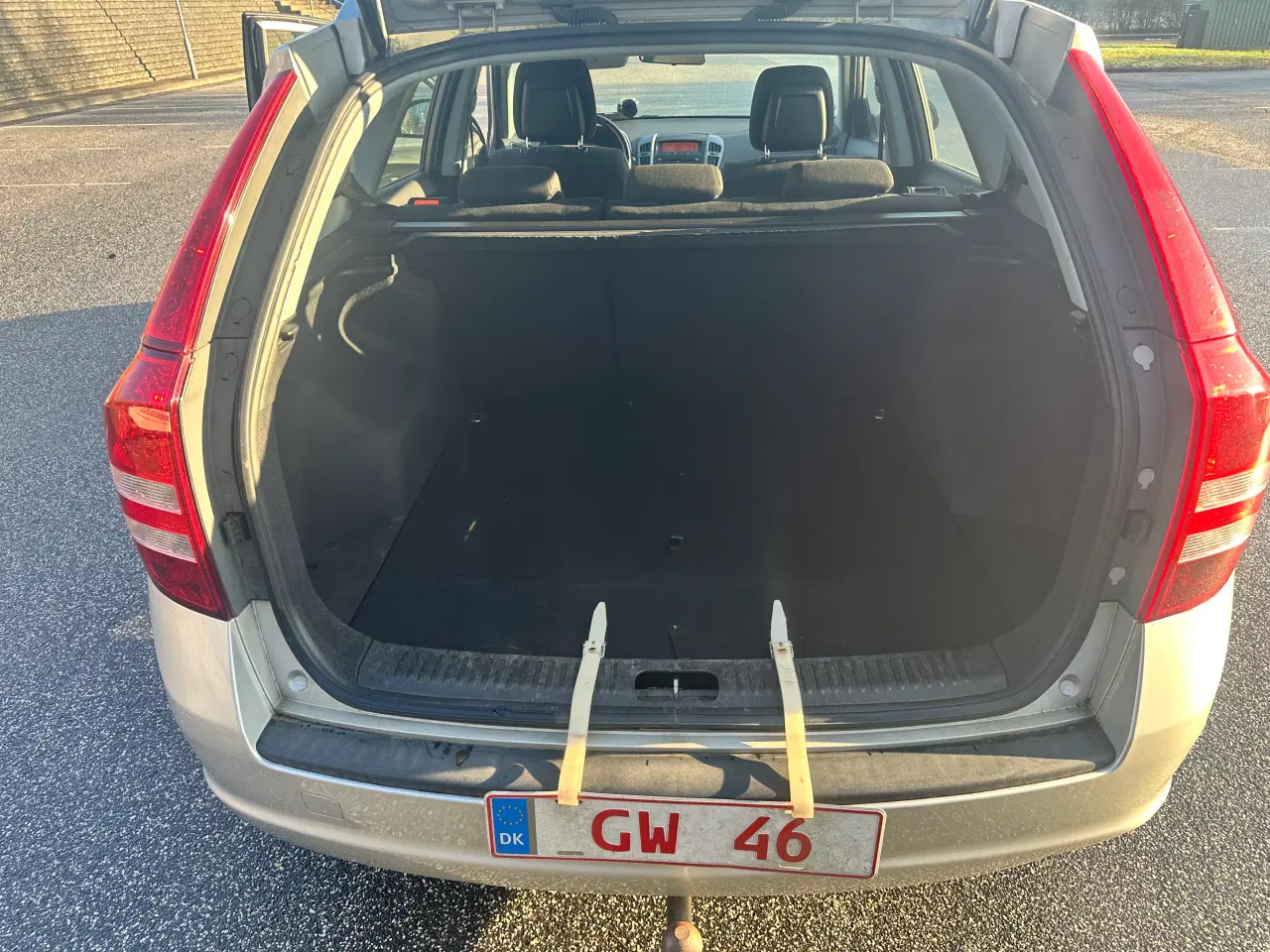 Billede 8 - Pæn og velholdt Kia Ceed 