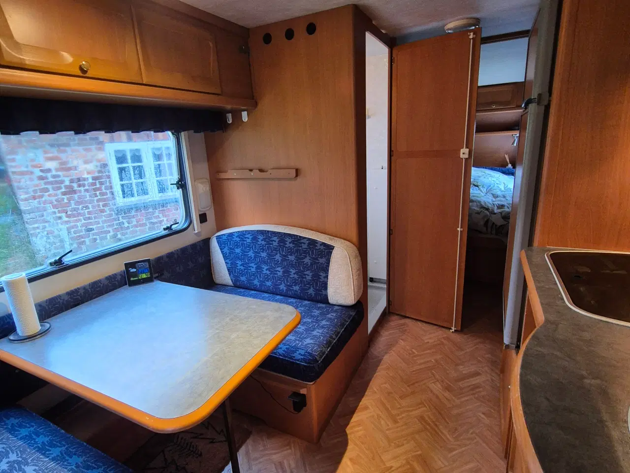 Billede 9 - Stor campingvogn, standby telt og vinter fortelt