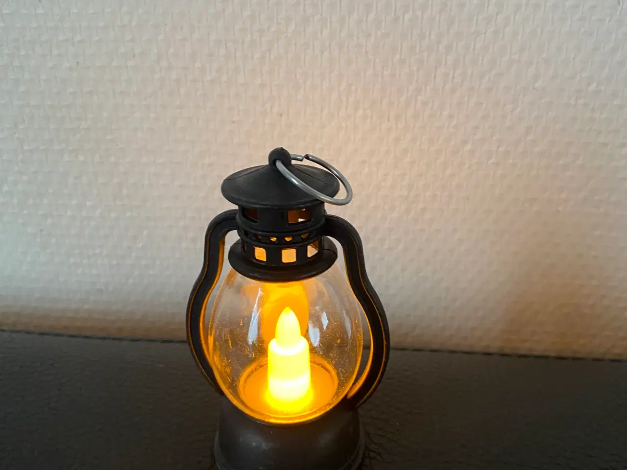 Billede 2 - Lille LED lanterne